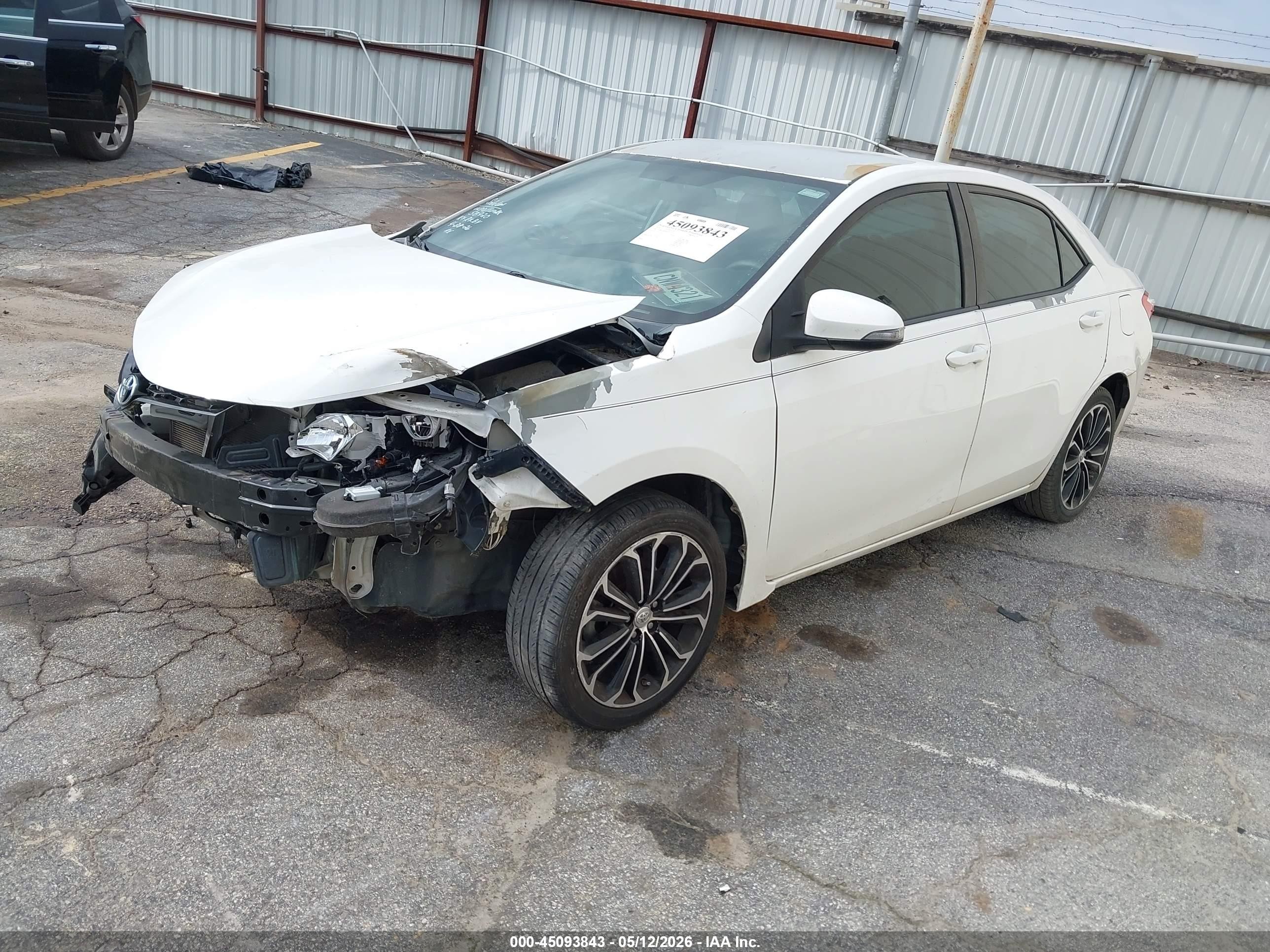 2015 Toyota Corolla S Plus Белый vin: 5YFBURHEXFP257554