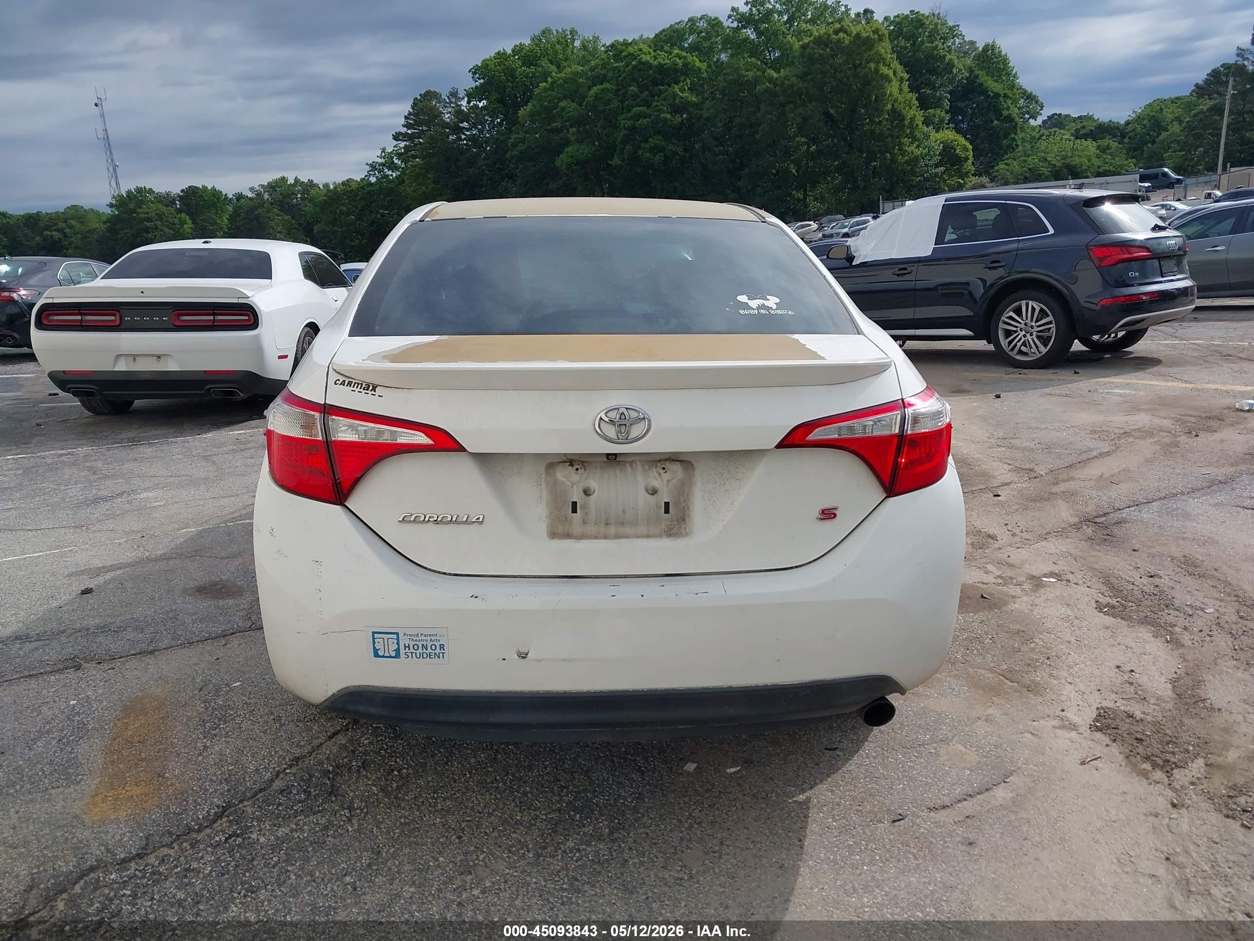 2015 Toyota Corolla S Plus Белый vin: 5YFBURHEXFP257554