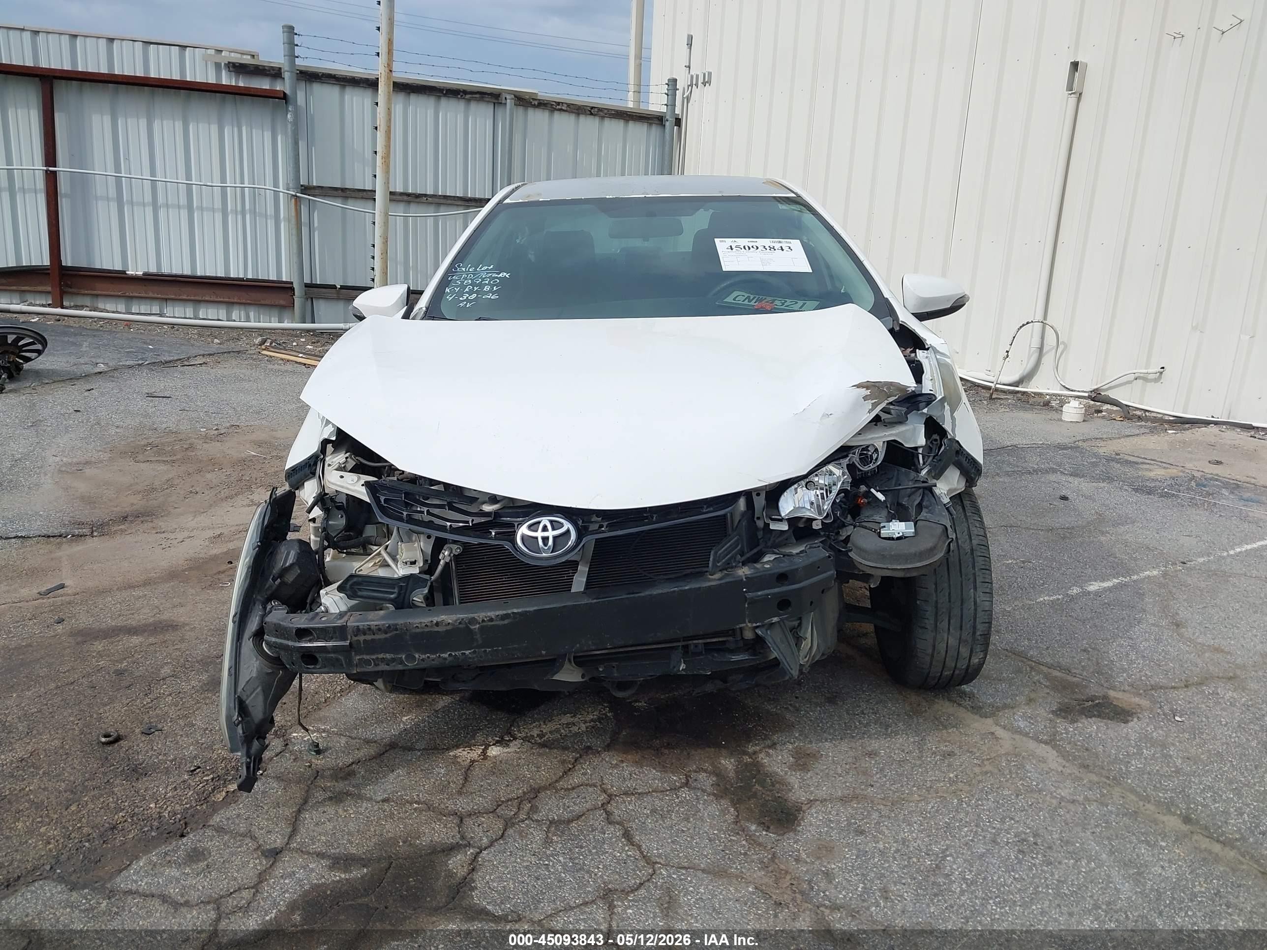2015 Toyota Corolla S Plus Белый vin: 5YFBURHEXFP257554