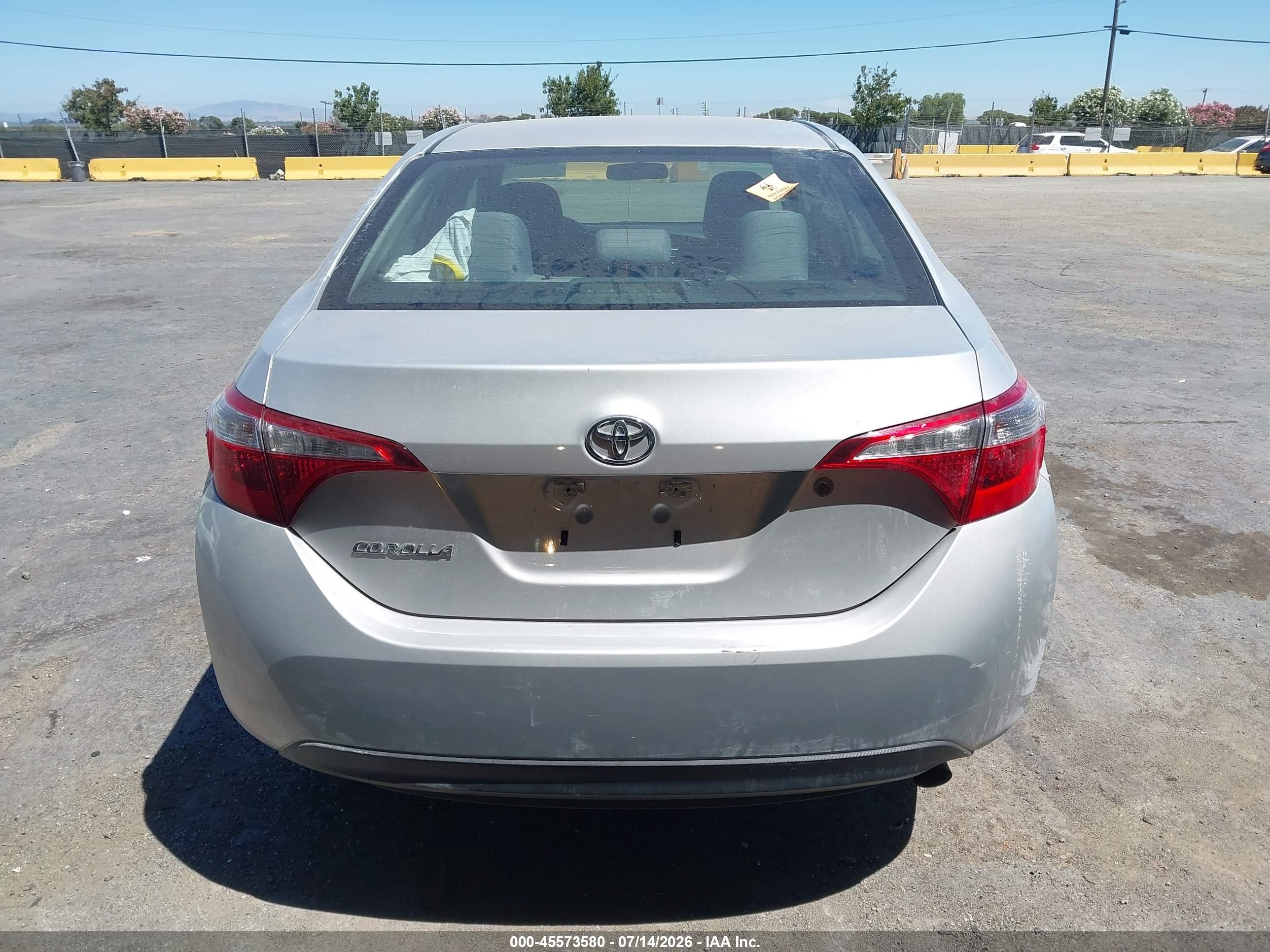 2015 Toyota Corolla L Gray vin: 5YFBURHEXFP260423