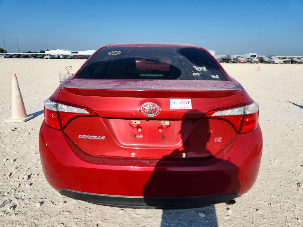2015 Toyota Corolla S Plus Red vin: 5YFBURHEXFP272233