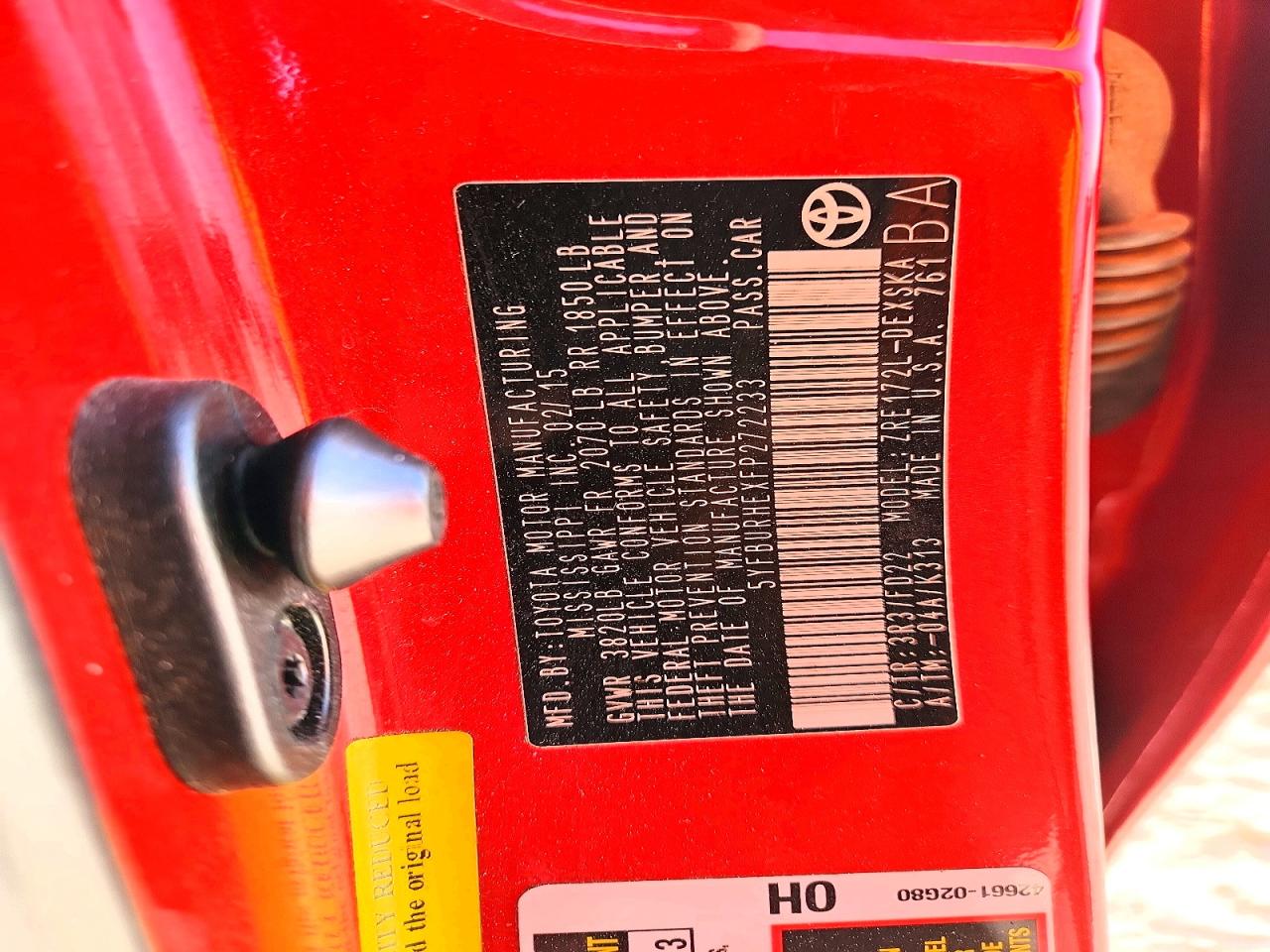 2015 Toyota Corolla S Plus Red vin: 5YFBURHEXFP272233