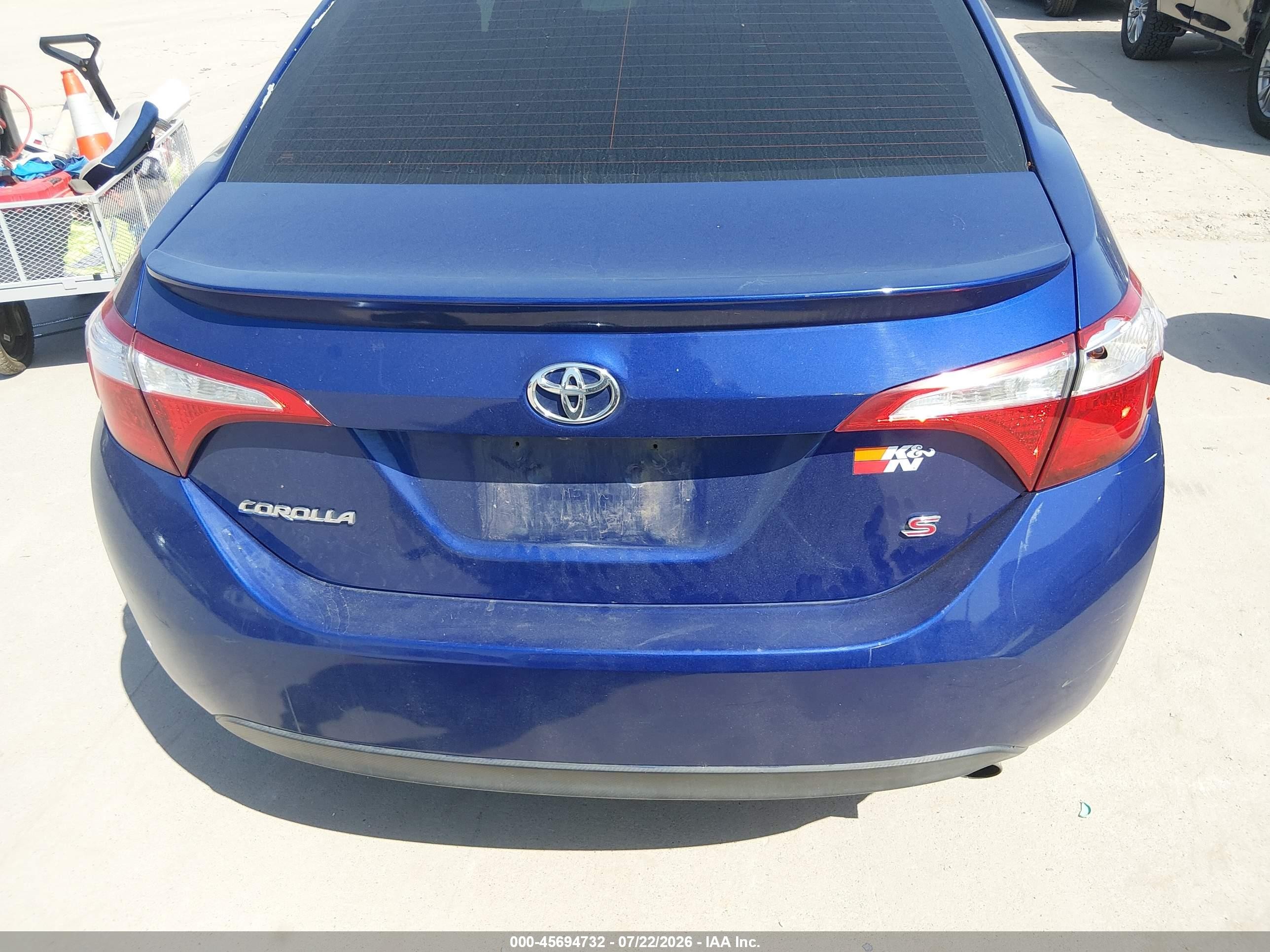 2015 Toyota Corolla S Plus Blue vin: 5YFBURHEXFP290389