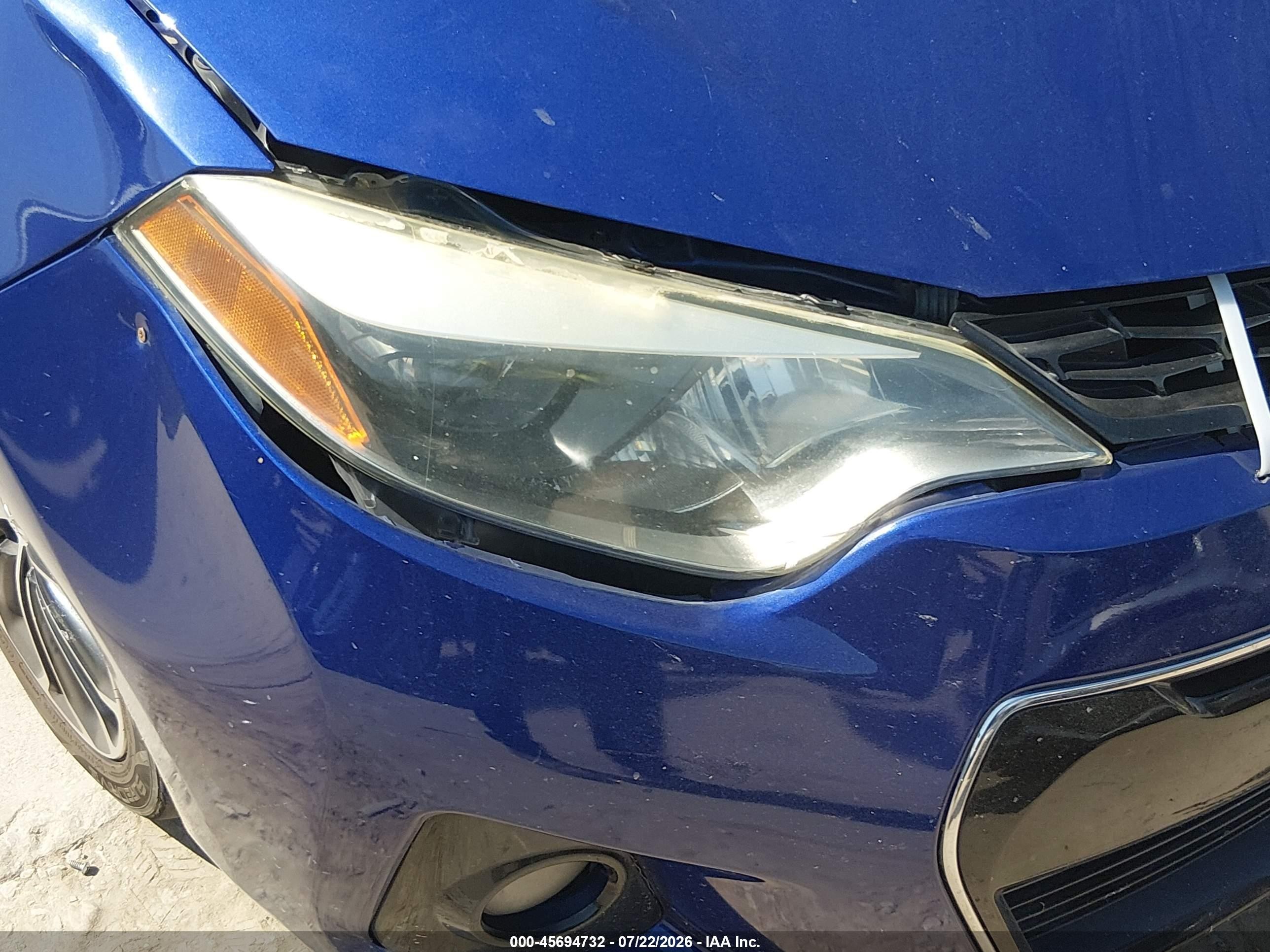 2015 Toyota Corolla S Plus Blue vin: 5YFBURHEXFP290389