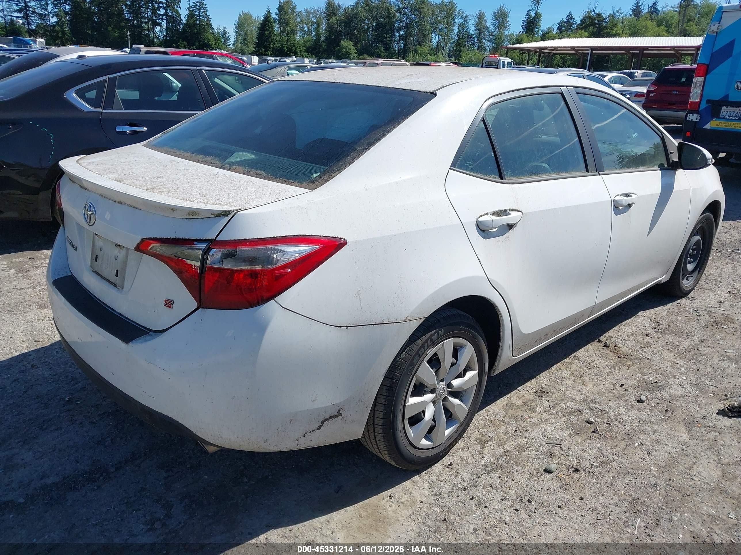 2015 Toyota Corolla S White vin: 5YFBURHEXFP298198