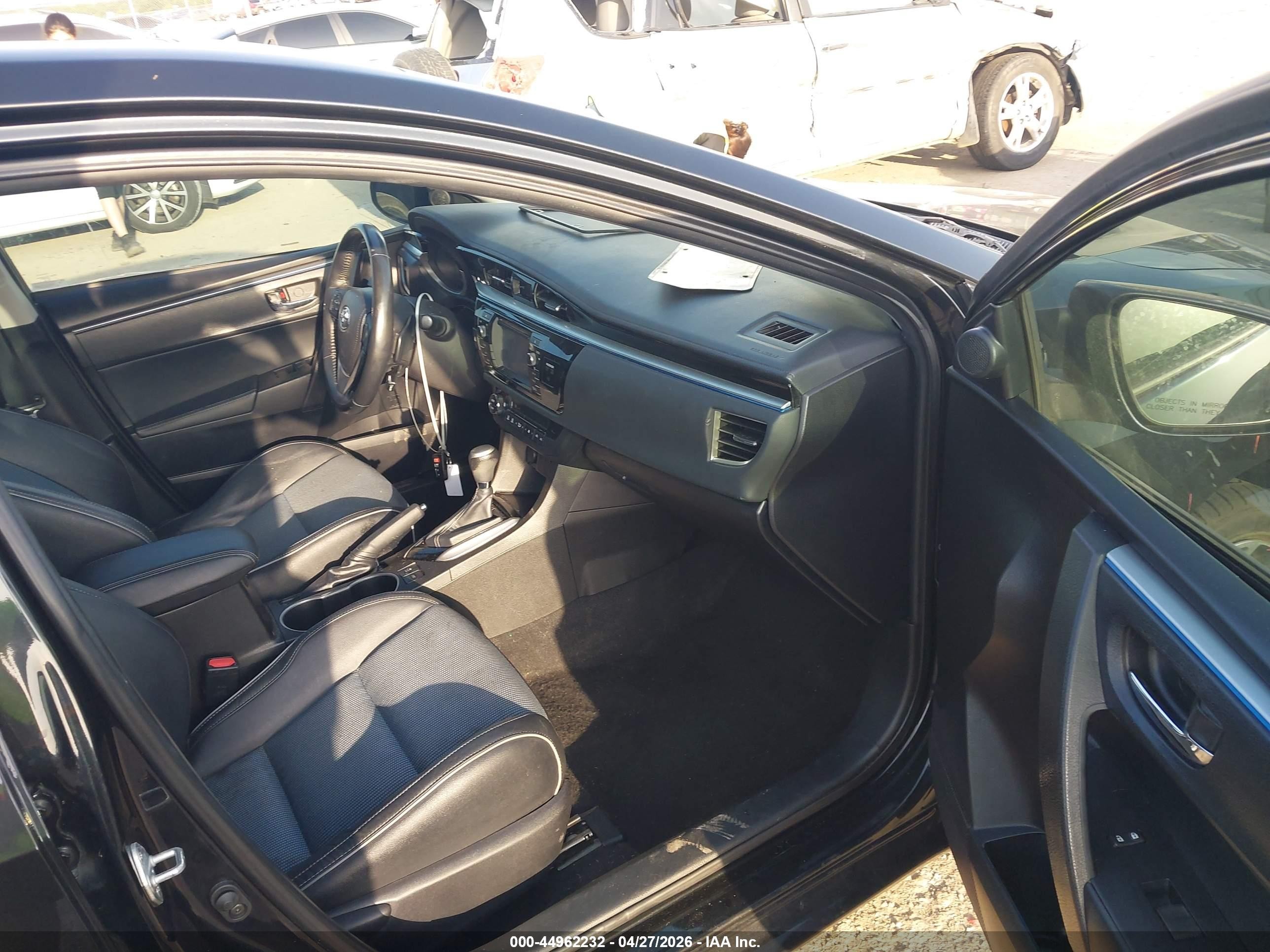2015 Toyota Corolla S Plus Black vin: 5YFBURHEXFP304579