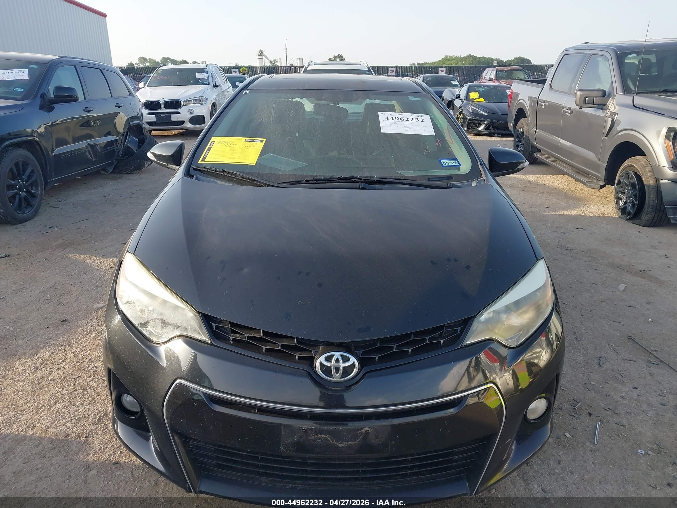 2015 Toyota Corolla S Plus Black vin: 5YFBURHEXFP304579