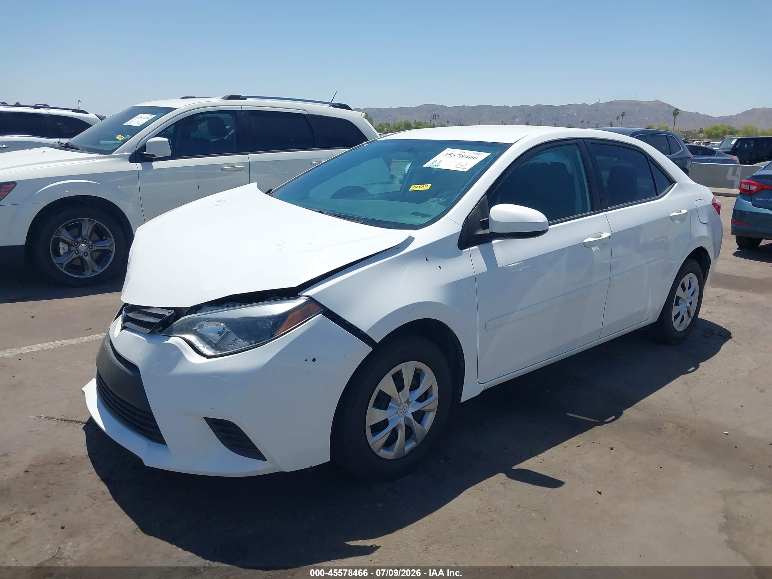 2015 Toyota Corolla L White vin: 5YFBURHEXFP311760