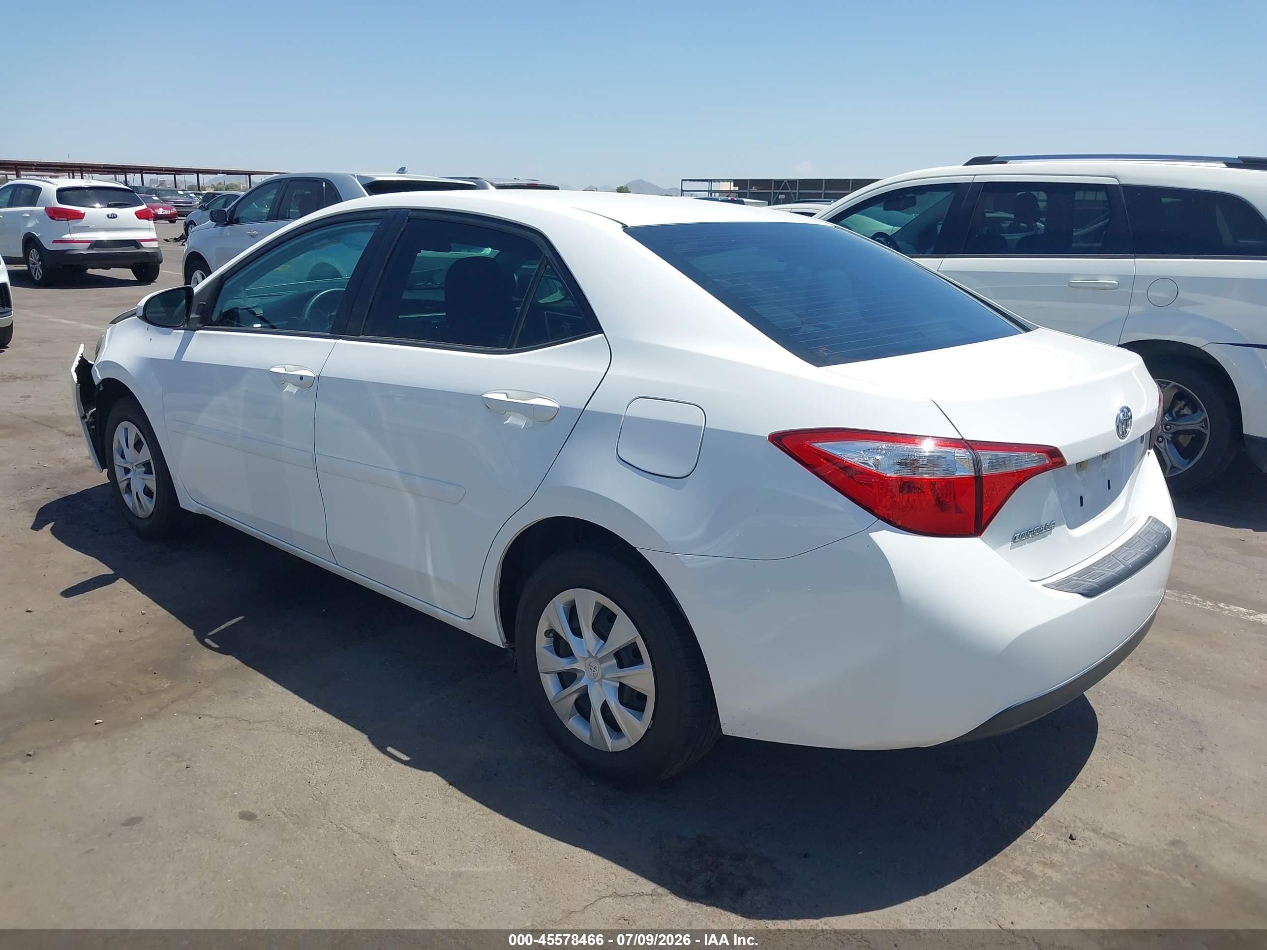 2015 Toyota Corolla L White vin: 5YFBURHEXFP311760