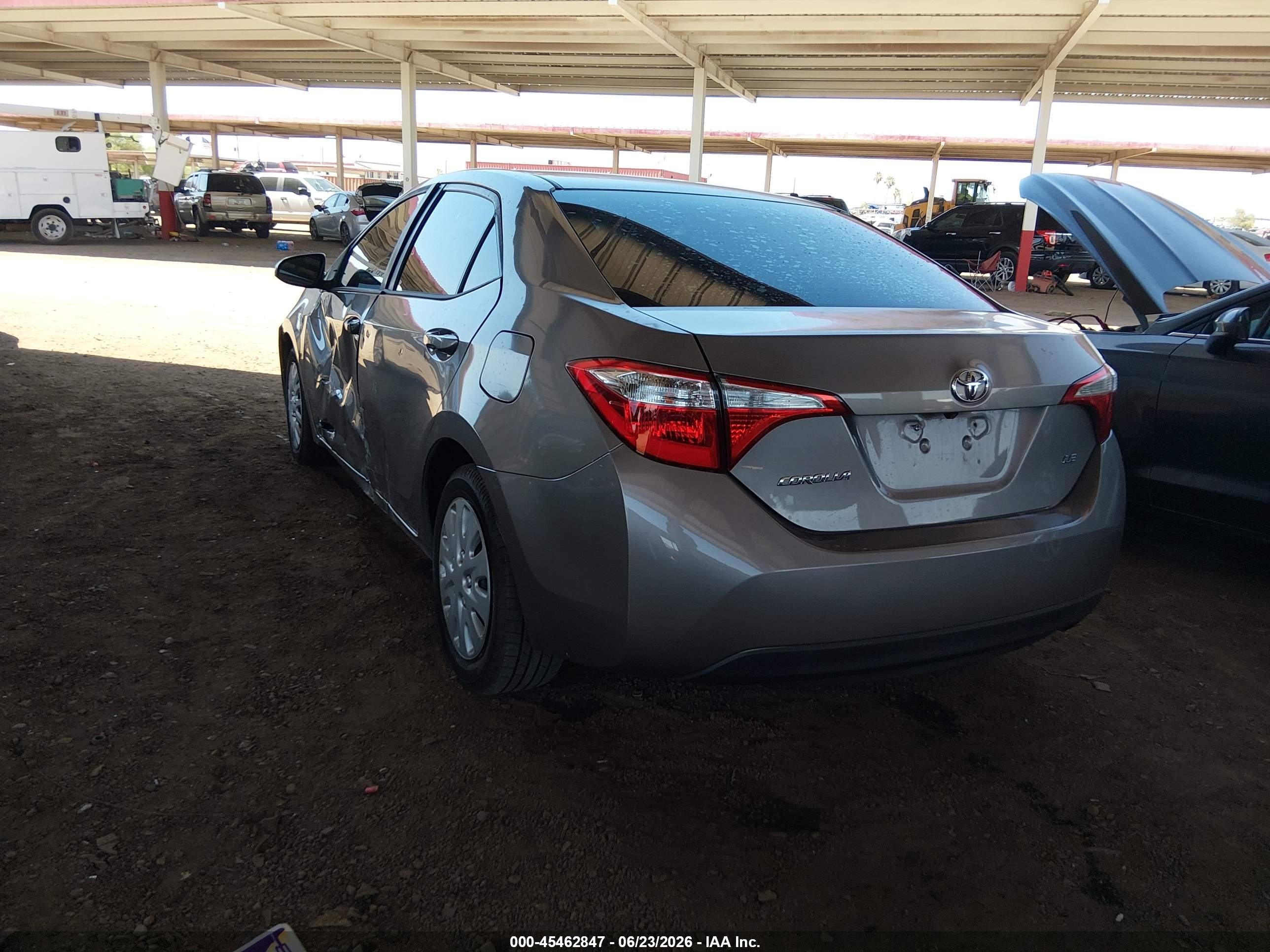 2015 Toyota Corolla Le Gray vin: 5YFBURHEXFP312407