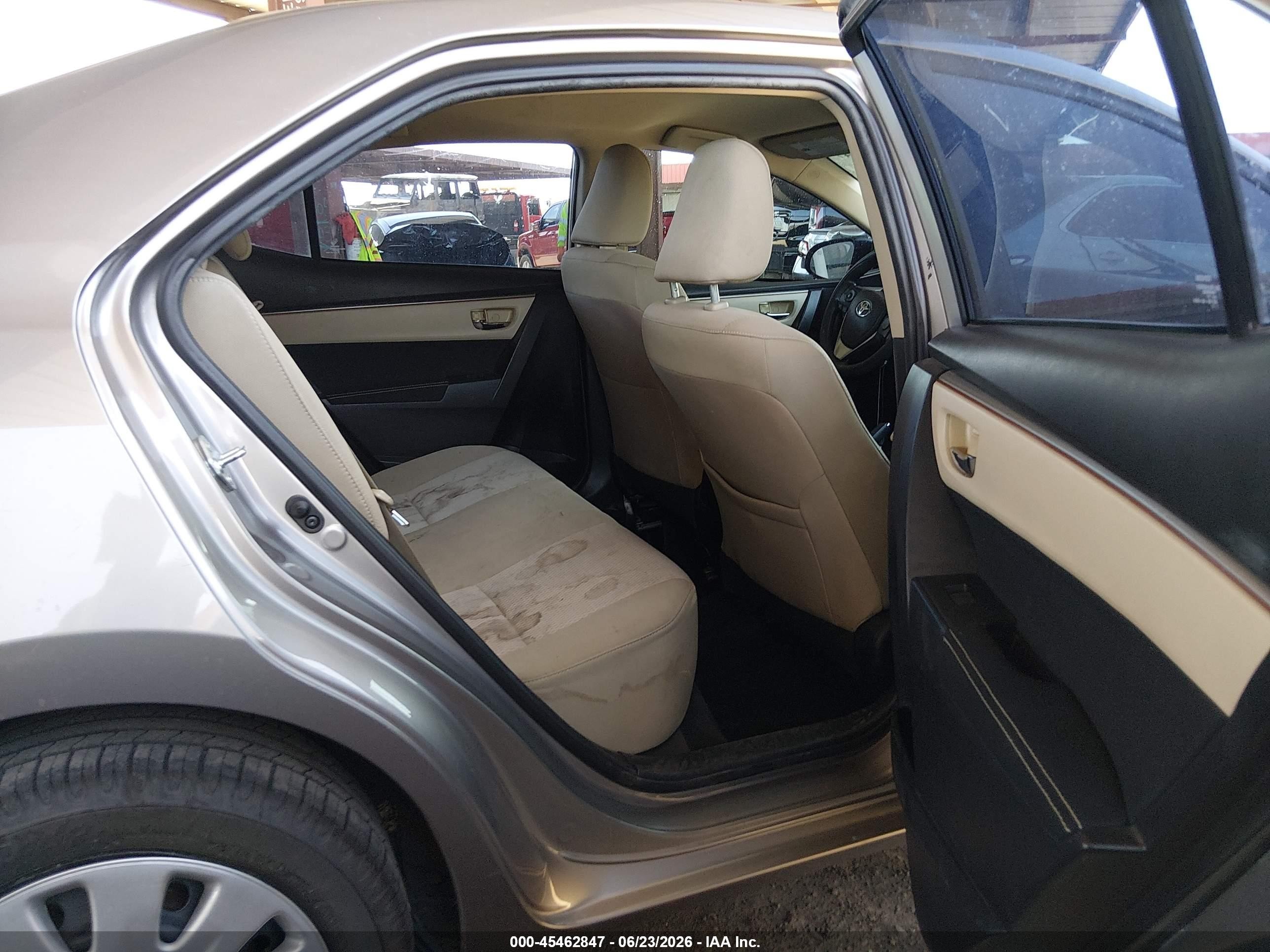 2015 Toyota Corolla Le Gray vin: 5YFBURHEXFP312407