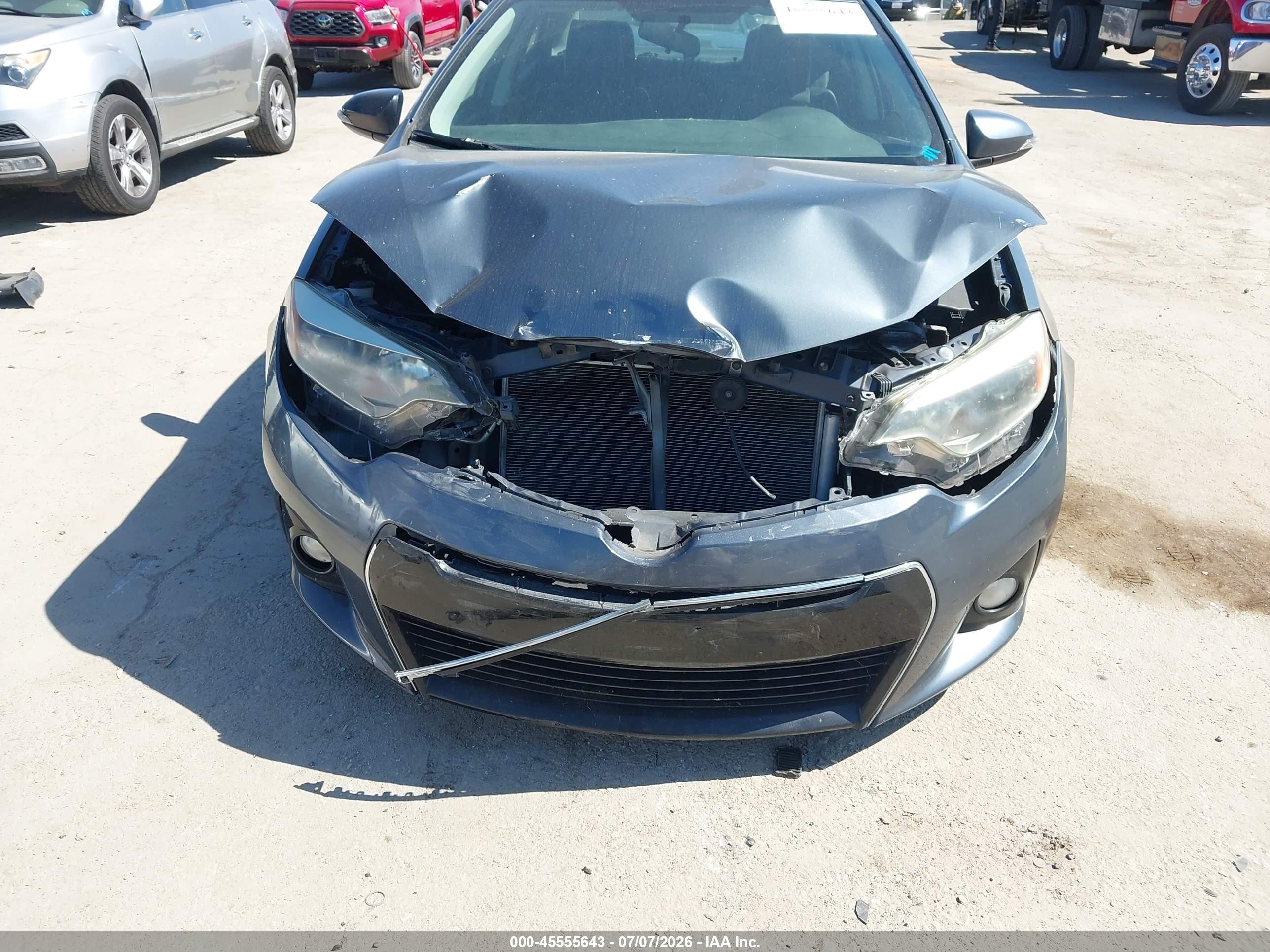 2015 Toyota Corolla S Plus Blue vin: 5YFBURHEXFP313010
