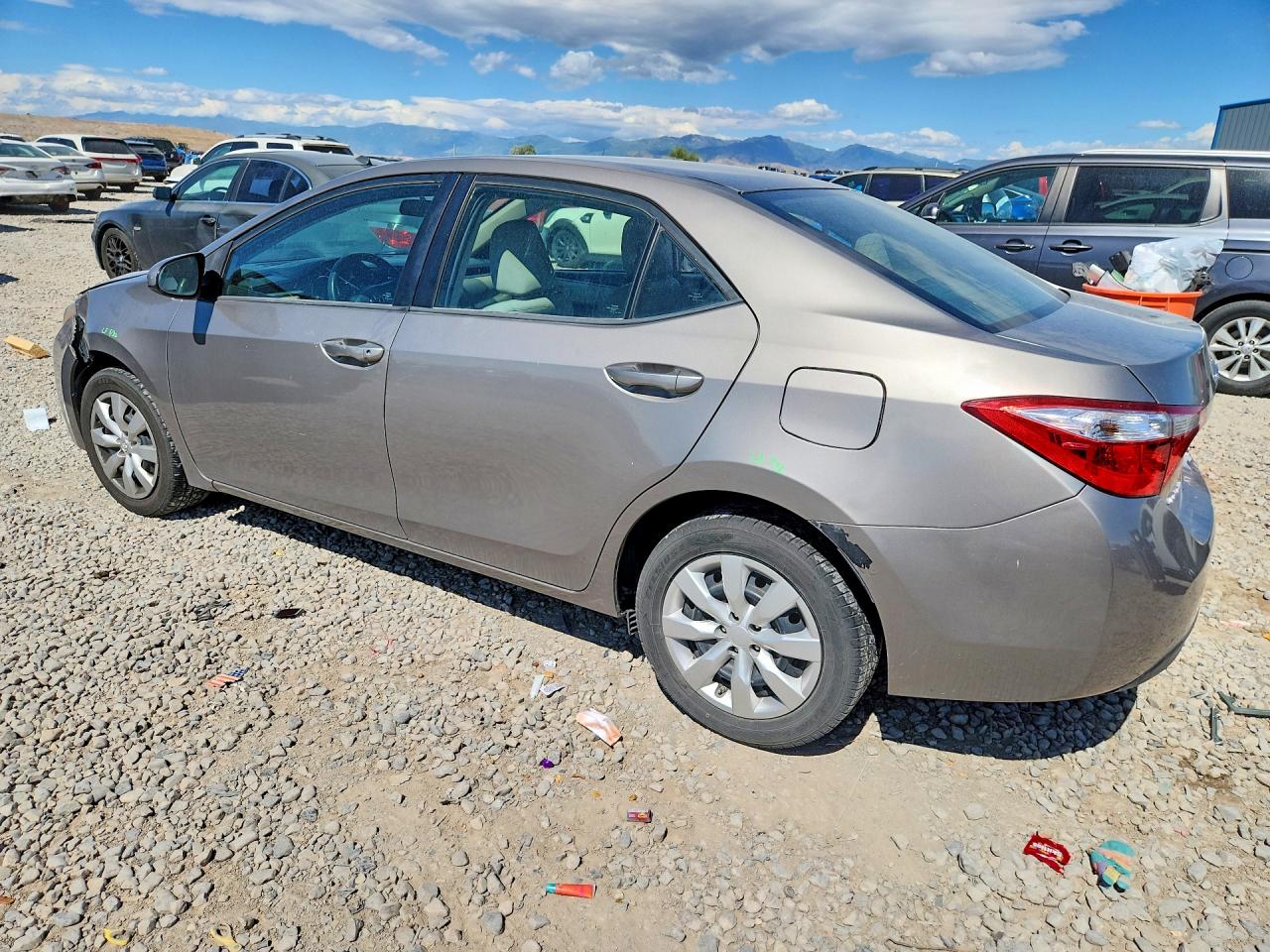 2015 Toyota Corolla Le Gray vin: 5YFBURHEXFP320796