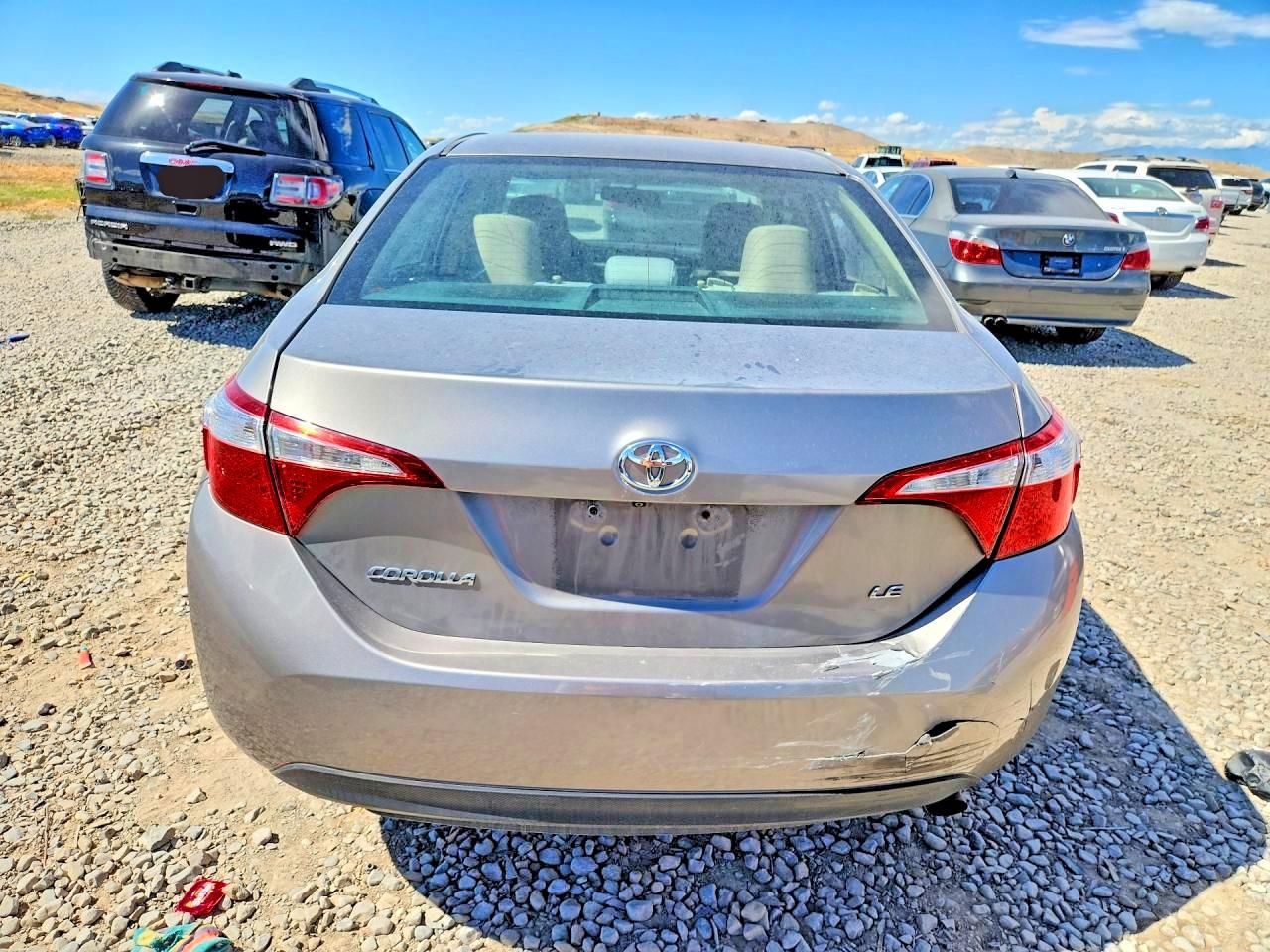 2015 Toyota Corolla Le Gray vin: 5YFBURHEXFP320796