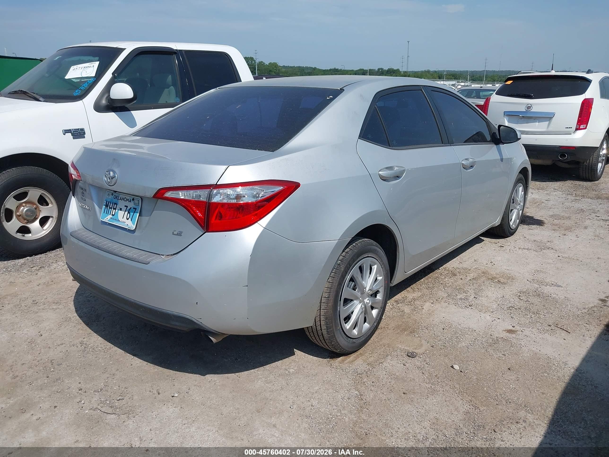 2015 Toyota Corolla Le Silver vin: 5YFBURHEXFP329773