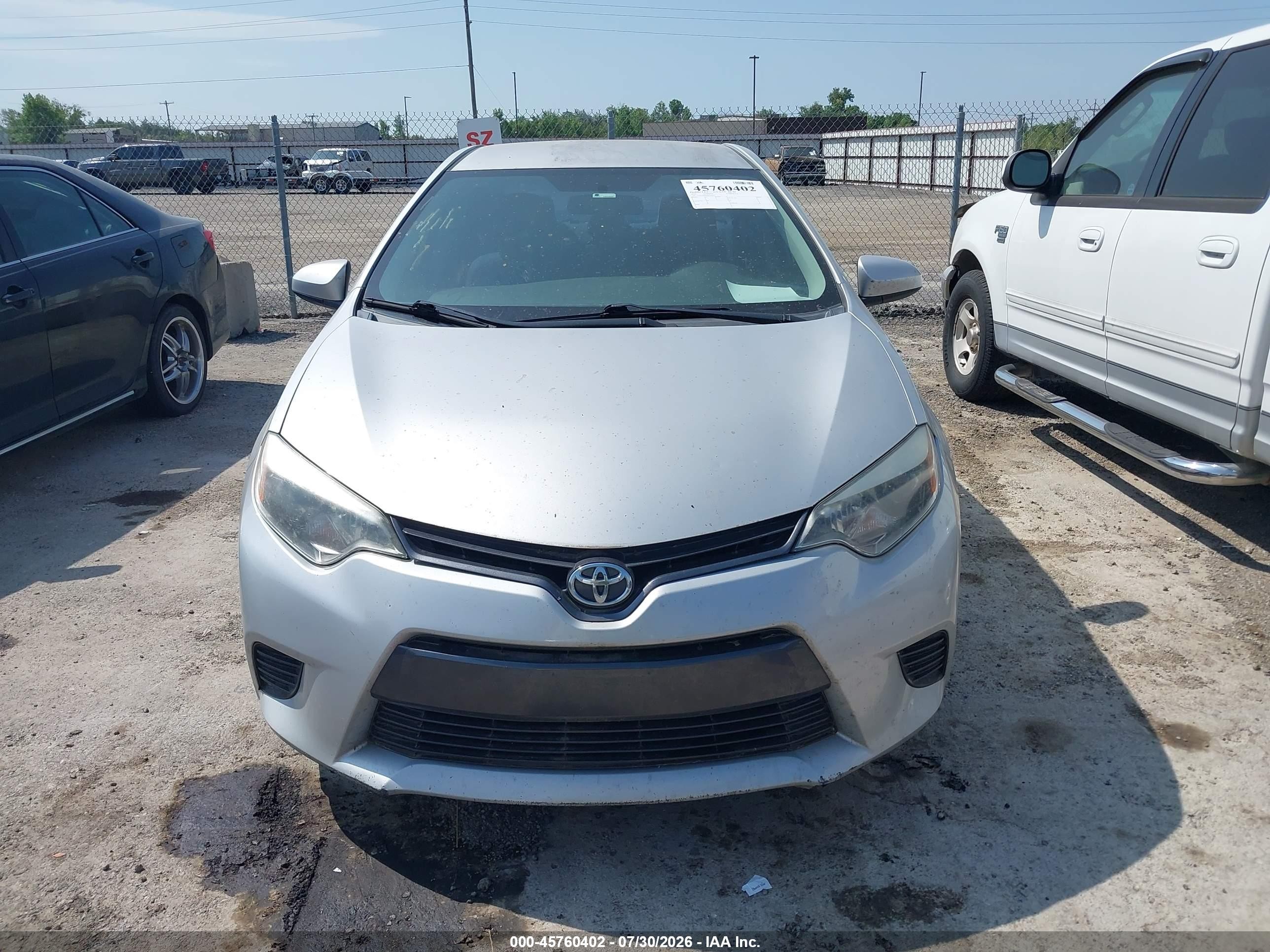 2015 Toyota Corolla Le Silver vin: 5YFBURHEXFP329773