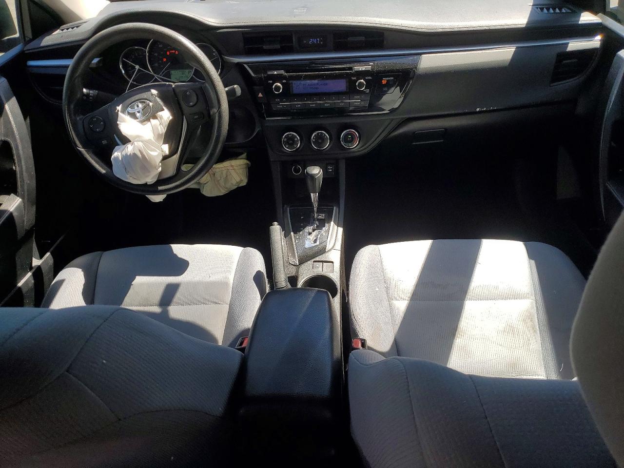 2015 Toyota Corolla L Black vin: 5YFBURHEXFP336271