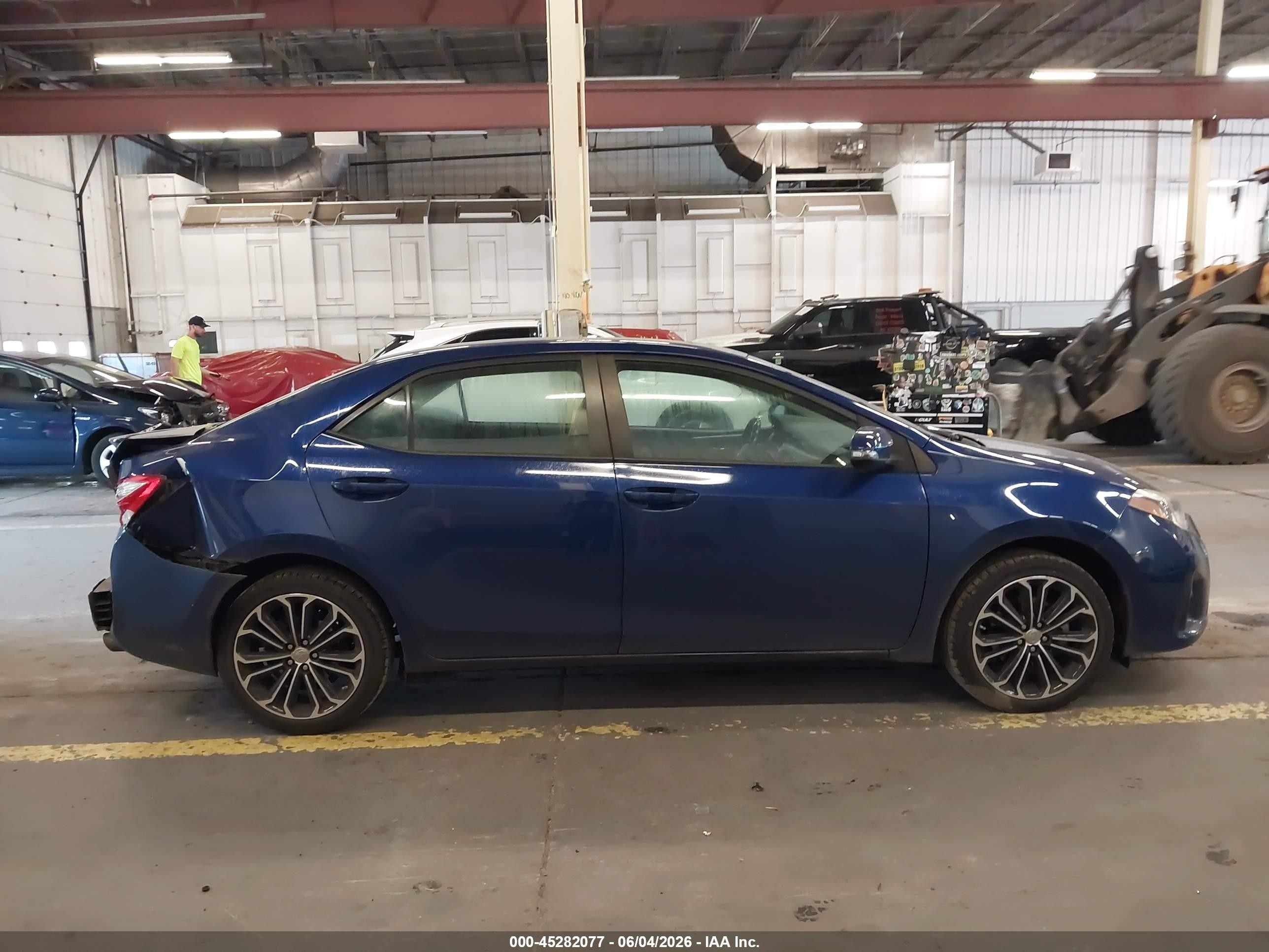 2015 Toyota Corolla S Plus Blue vin: 5YFBURHEXFP342006