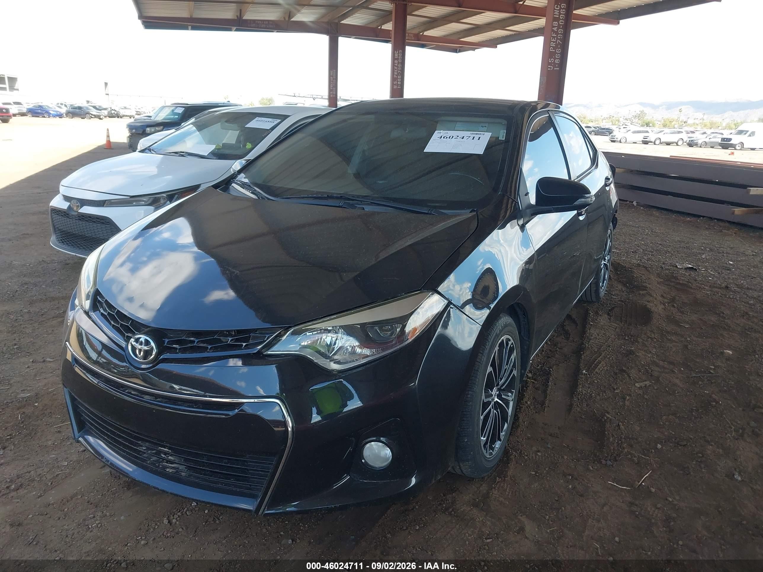 2015 Toyota Corolla S Plus Black vin: 5YFBURHEXFP350820