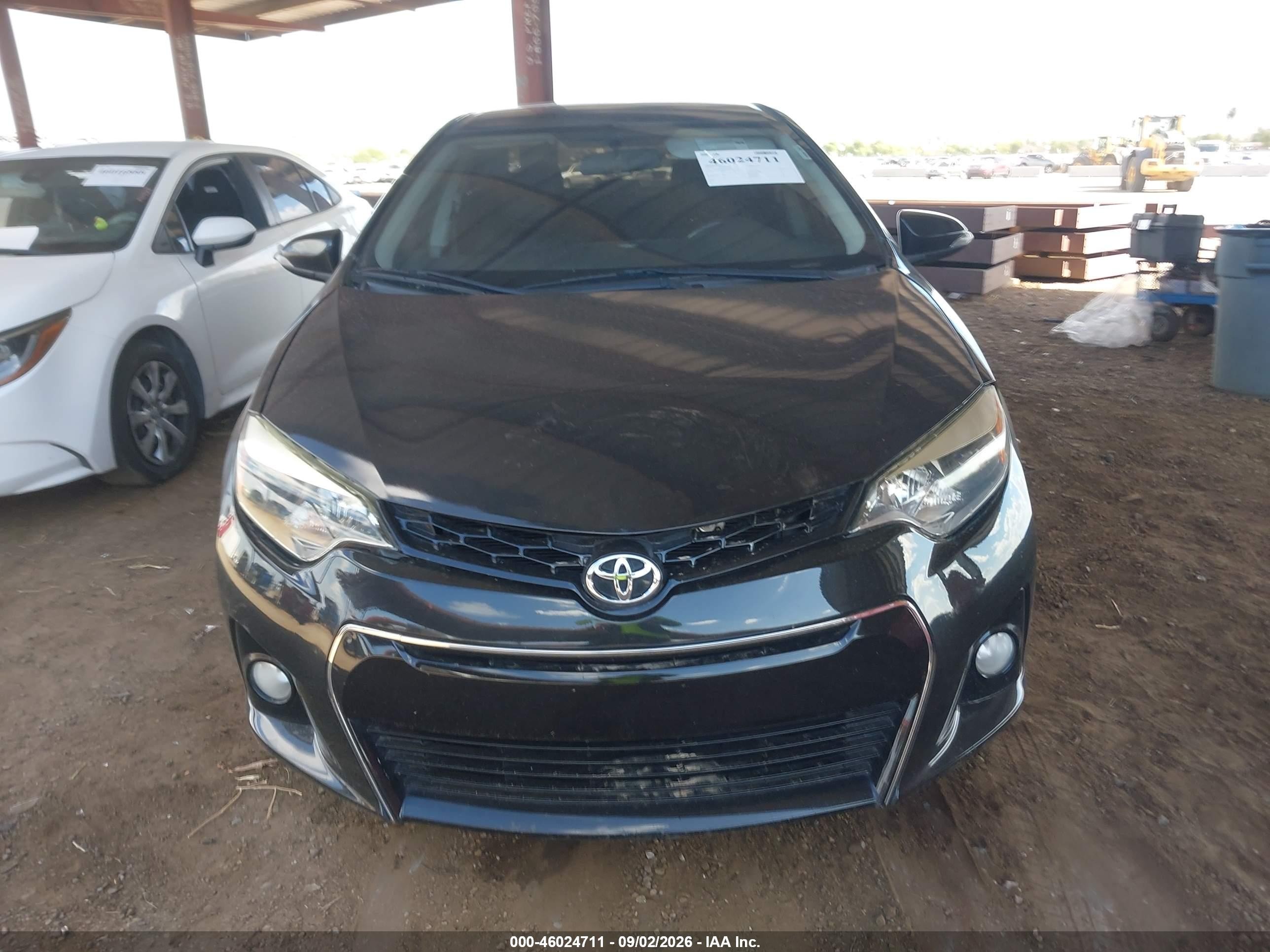 2015 Toyota Corolla S Plus Black vin: 5YFBURHEXFP350820