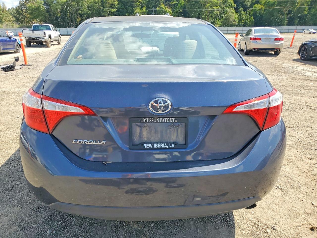 2015 Toyota Corolla Le Gray vin: 5YFBURHEXFP357458
