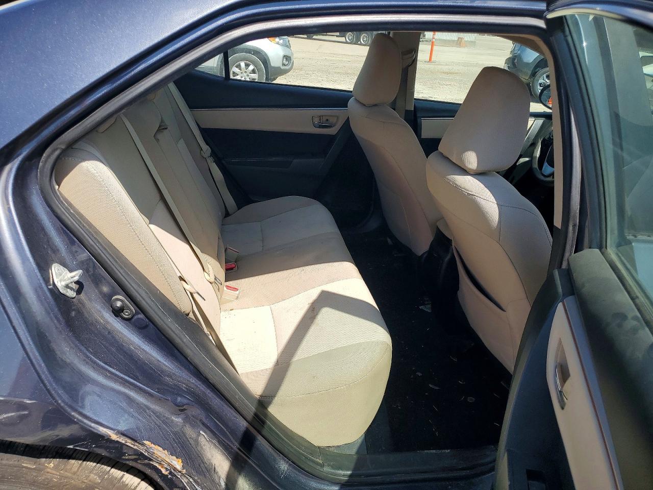 2015 Toyota Corolla Le Gray vin: 5YFBURHEXFP357458
