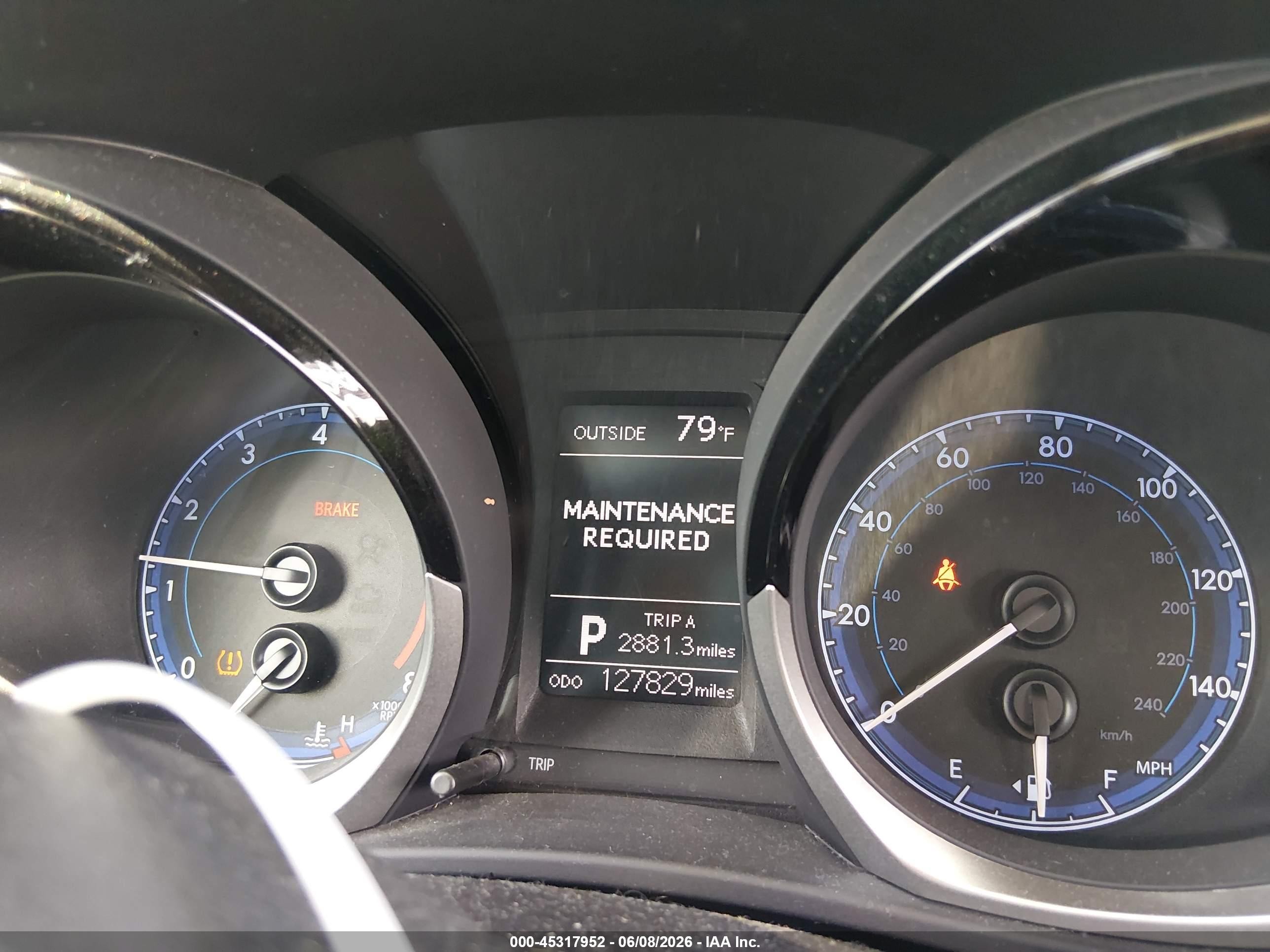 2015 Toyota Corolla S Plus Silver vin: 5YFBURHEXFP357962
