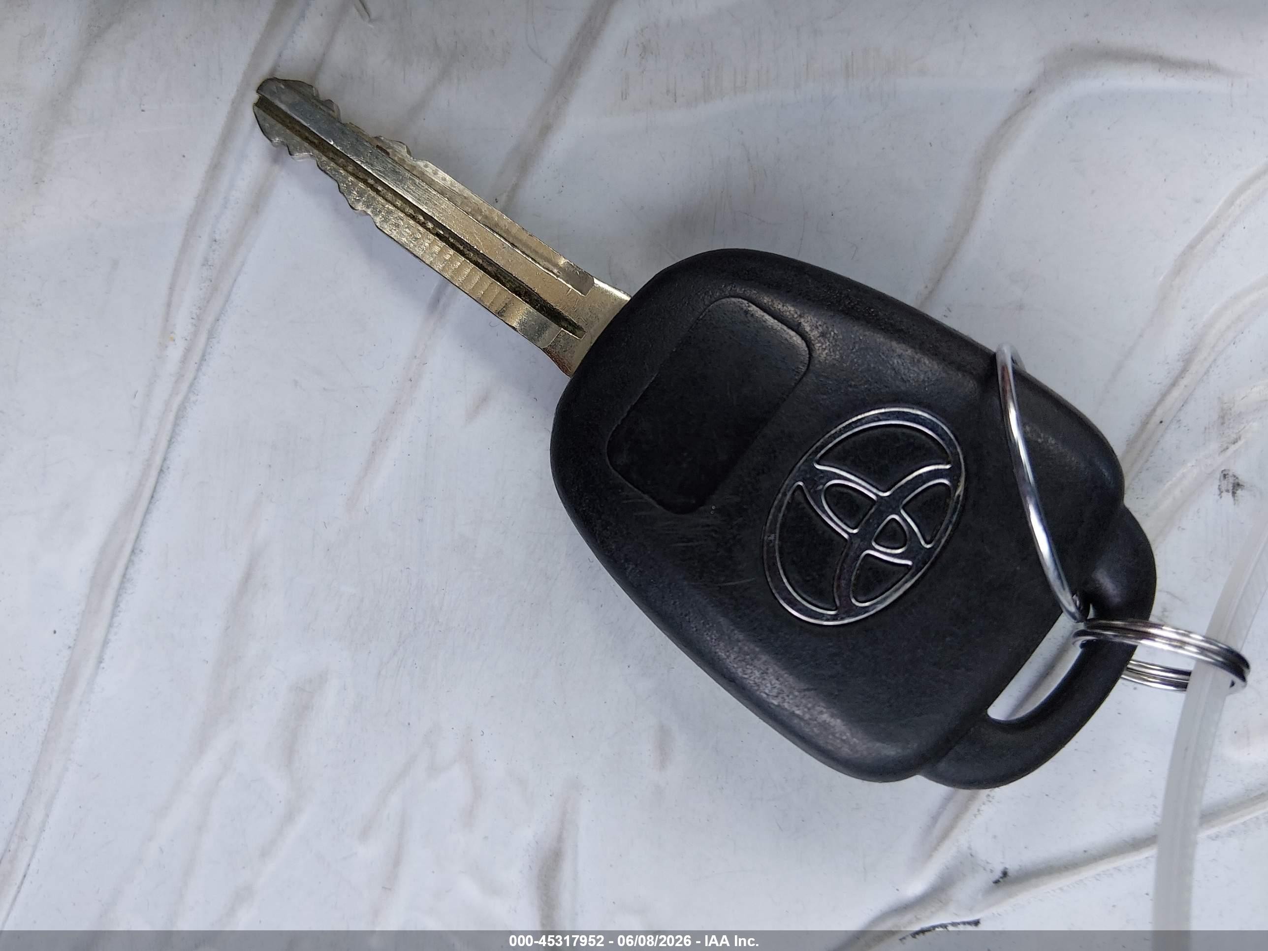 2015 Toyota Corolla S Plus Silver vin: 5YFBURHEXFP357962