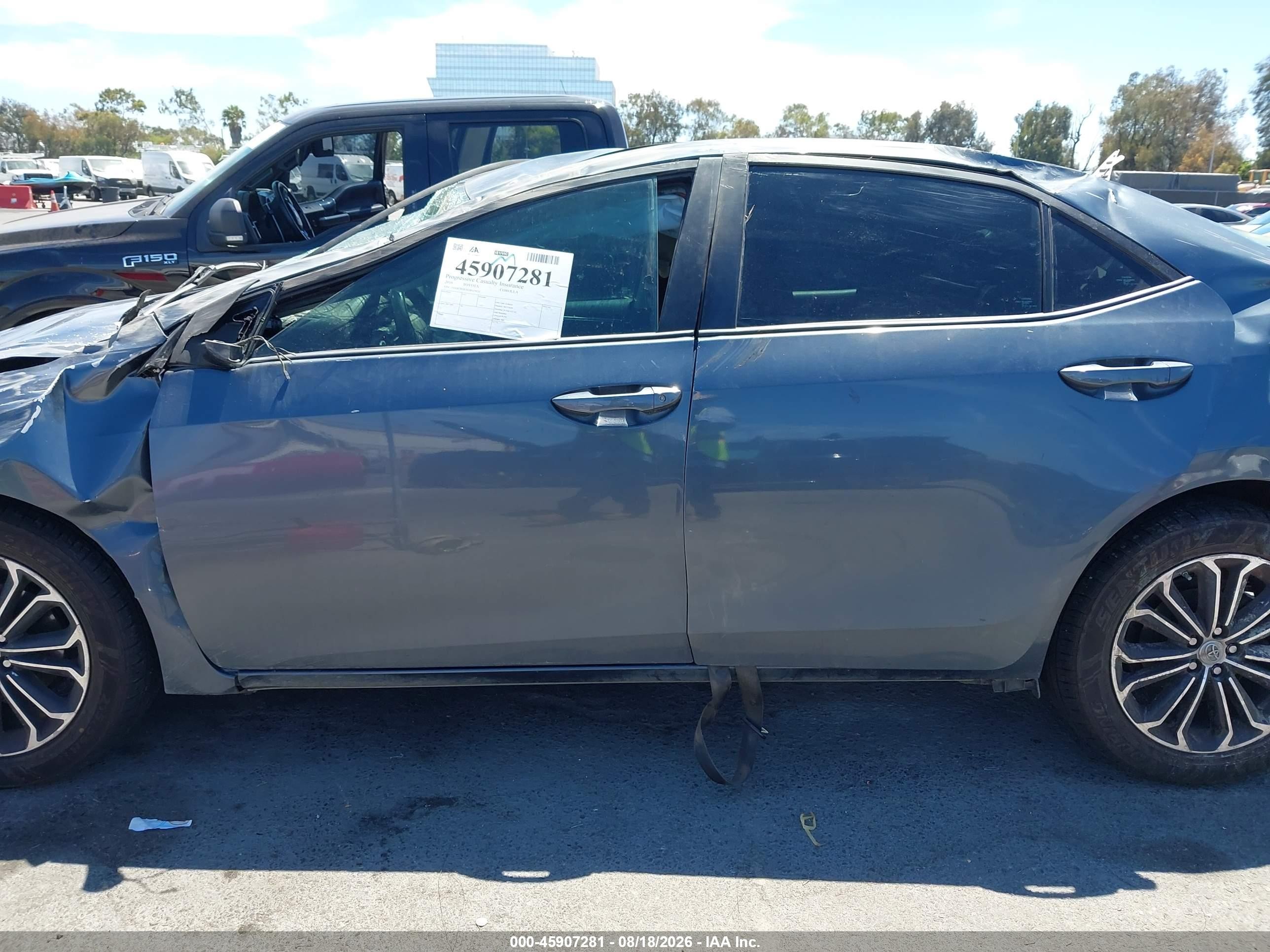 2016 Toyota Corolla S Plus Blue vin: 5YFBURHEXGP427655