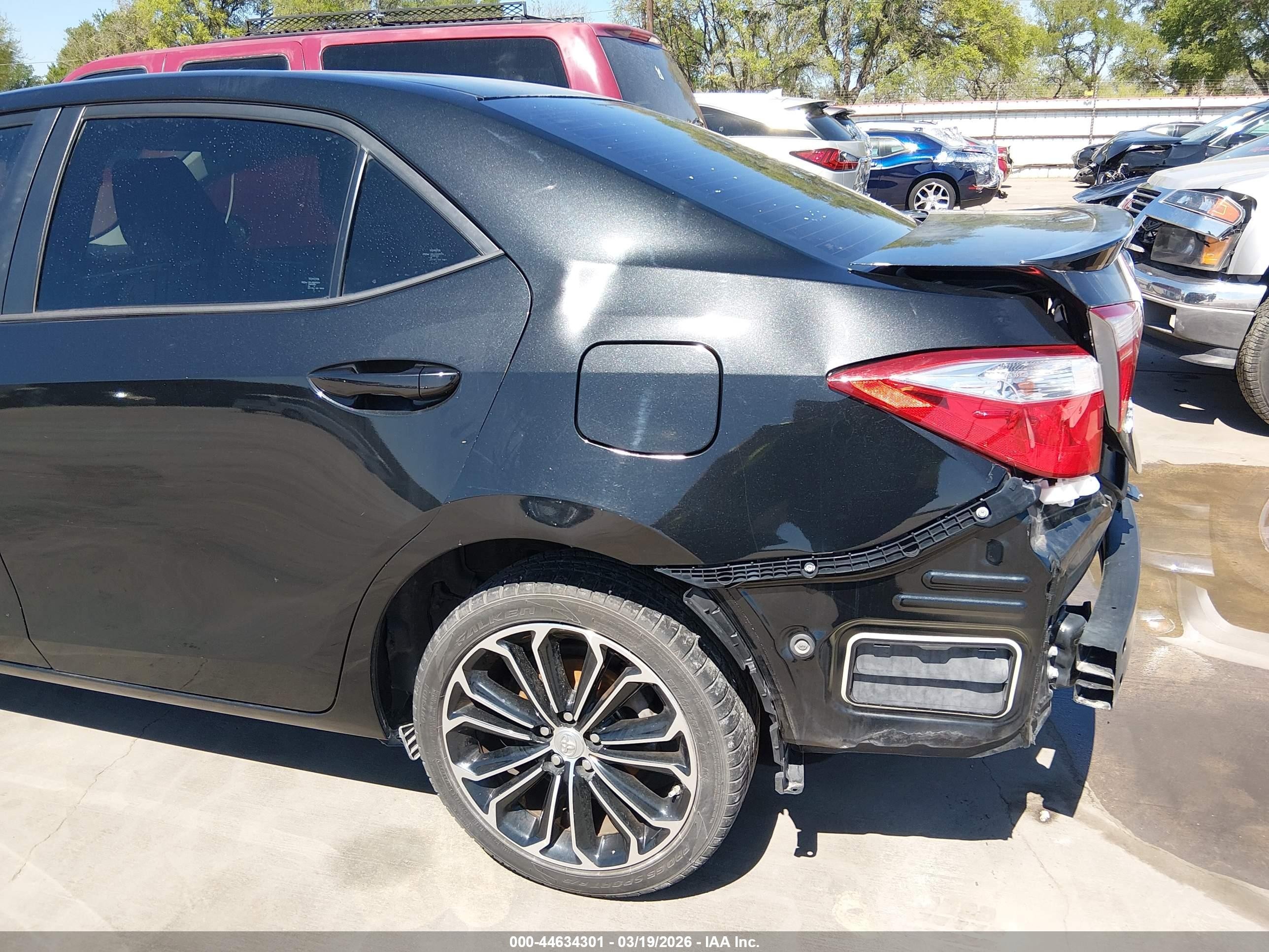2016 Toyota Corolla S Plus Black vin: 5YFBURHEXGP512821