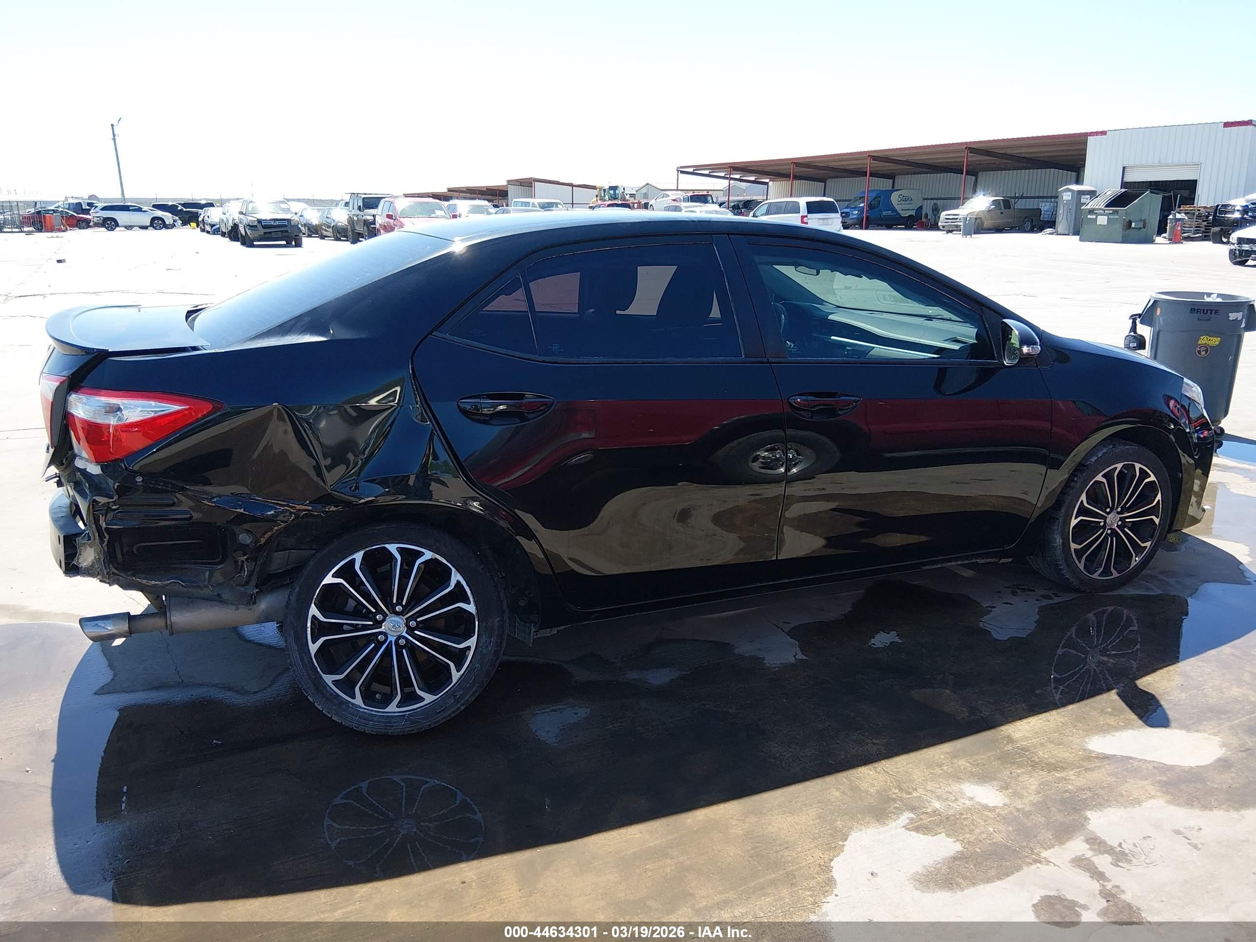 2016 Toyota Corolla S Plus Black vin: 5YFBURHEXGP512821