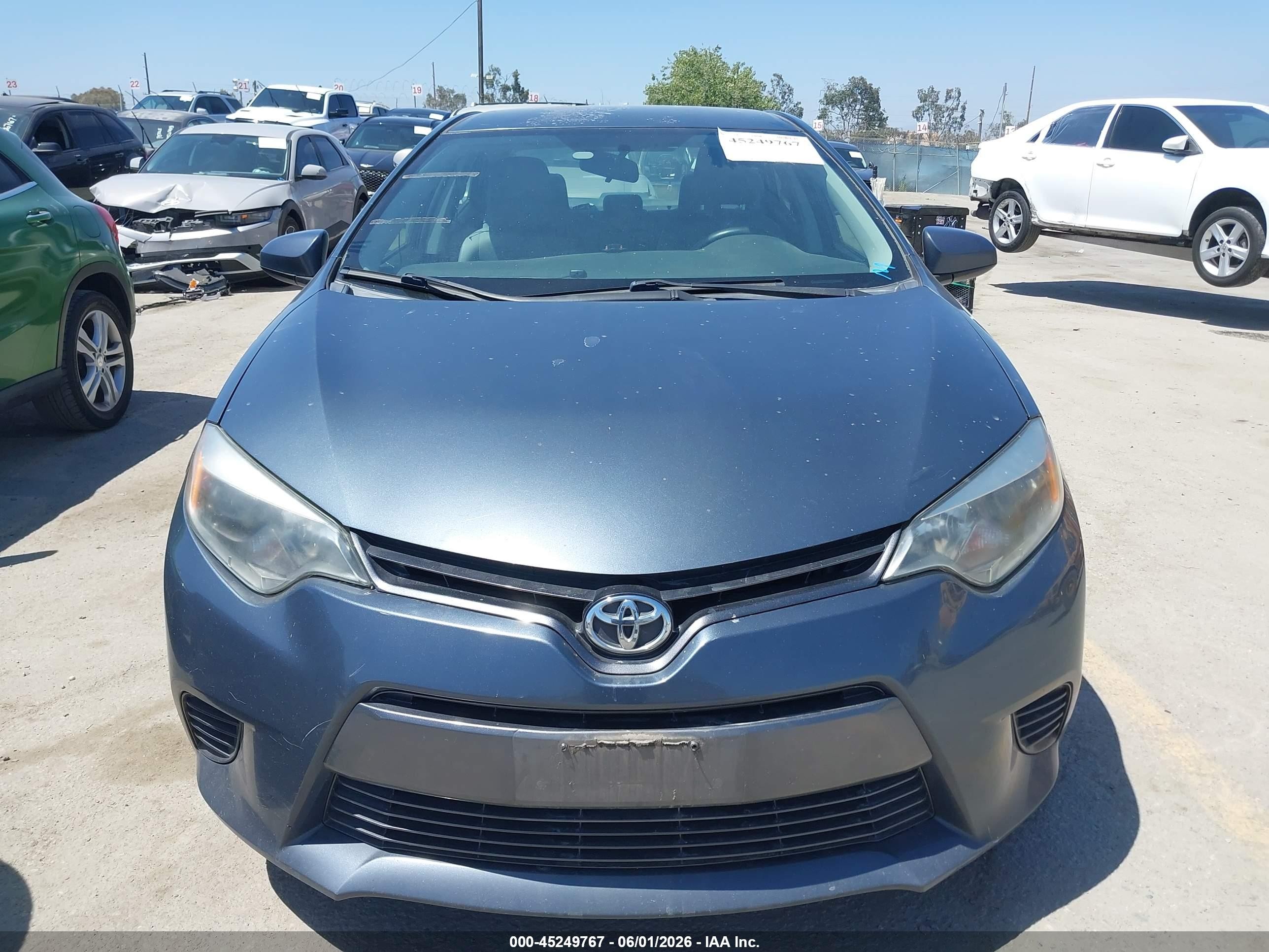 2016 Toyota Corolla Le Gray vin: 5YFBURHEXGP542403