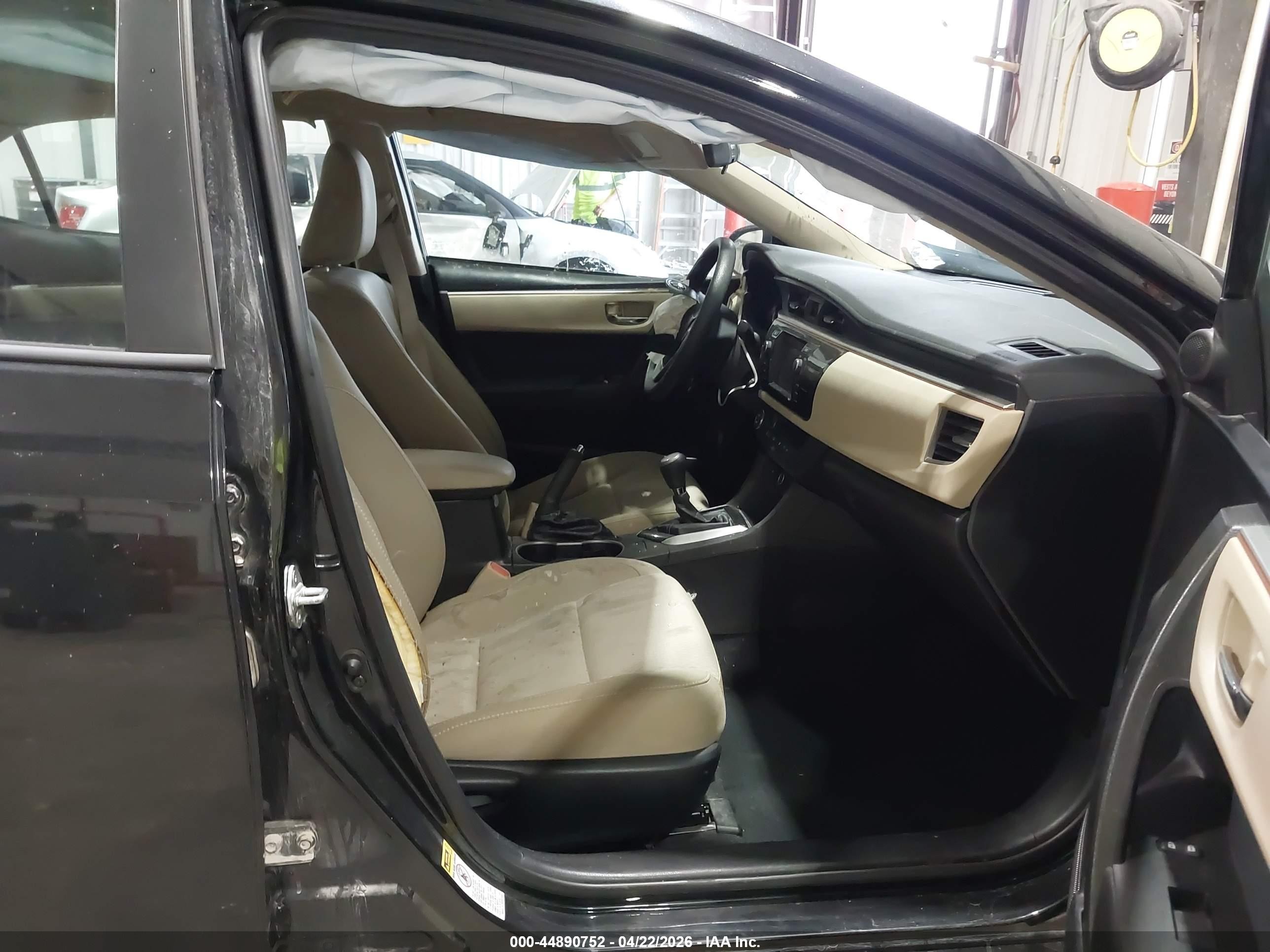 2016 Toyota Corolla Le Black vin: 5YFBURHEXGP548380