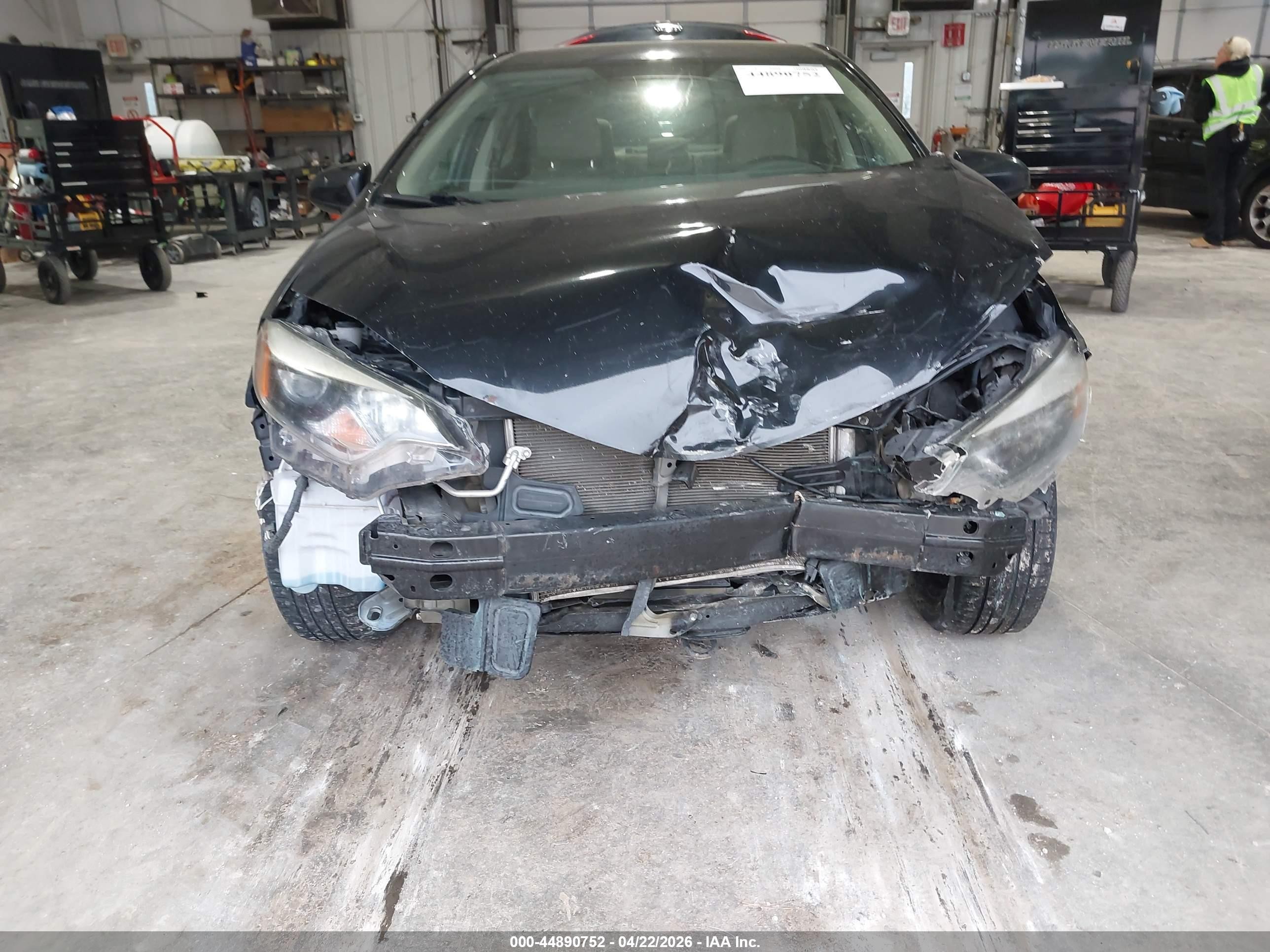 2016 Toyota Corolla Le Black vin: 5YFBURHEXGP548380