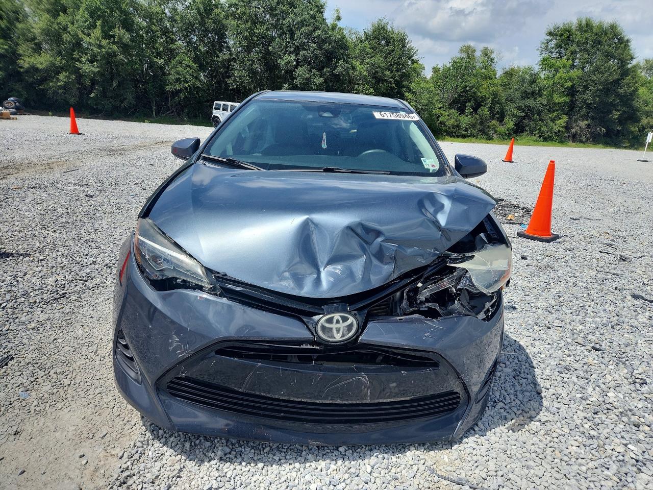 2017 Toyota Corolla Le Gray vin: 5YFBURHEXHP697311