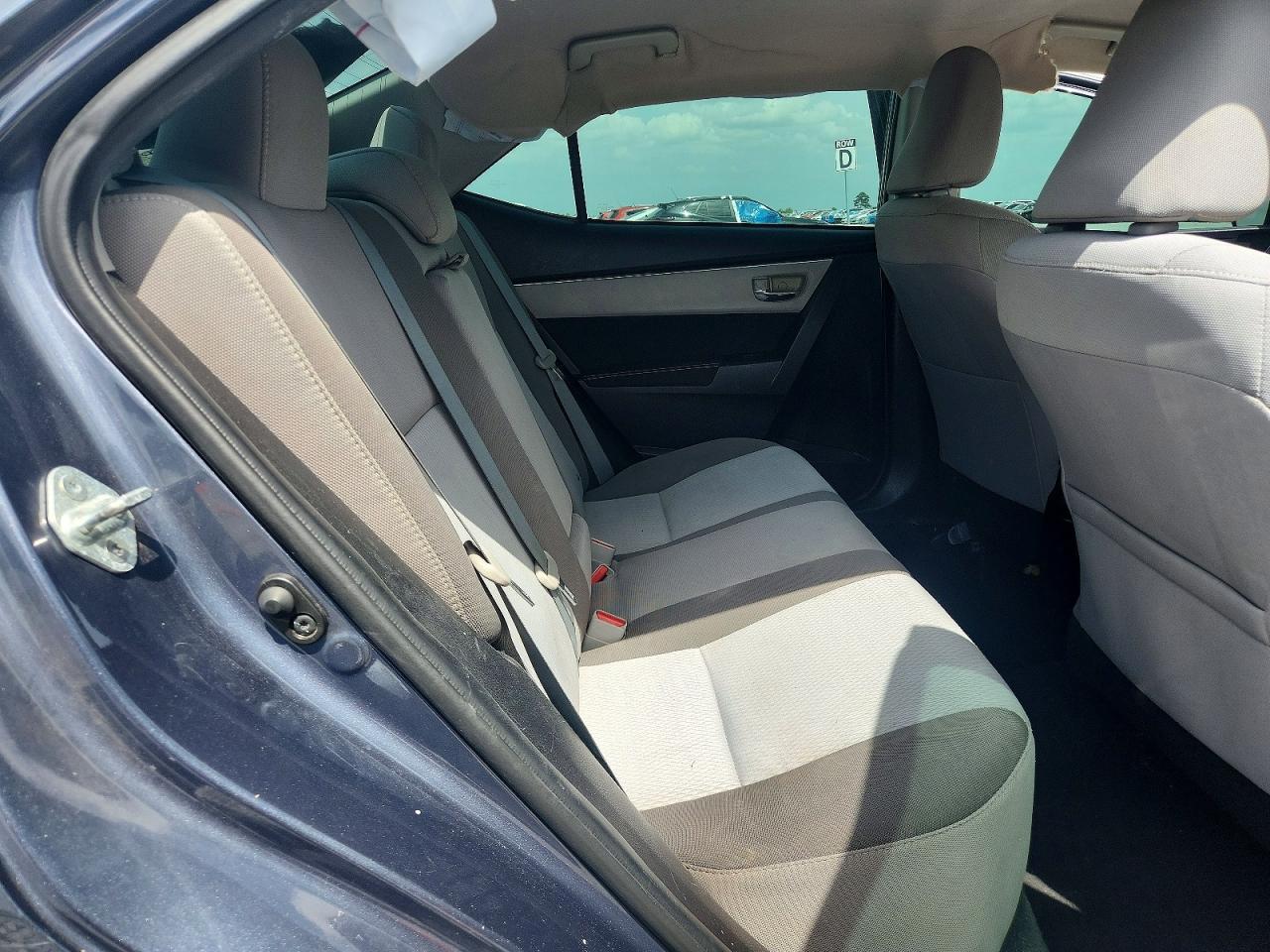 2017 Toyota Corolla Le Gray vin: 5YFBURHEXHP697311