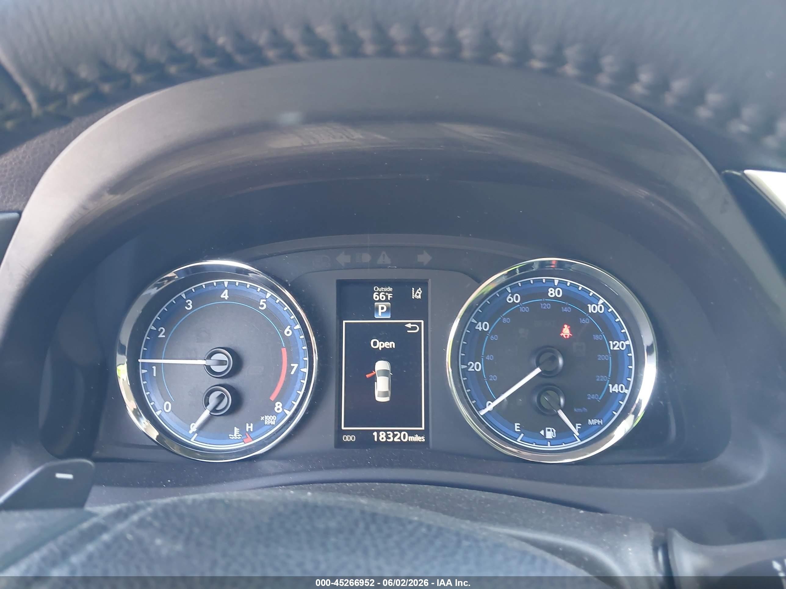 2019 Toyota Corolla Se Blue vin: 5YFBURHEXKP880988