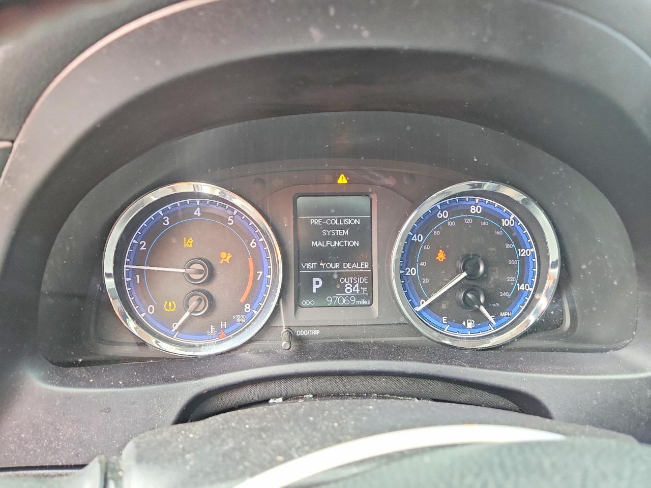 2019 Toyota Corolla Le Silver vin: 5YFBURHEXKP895765