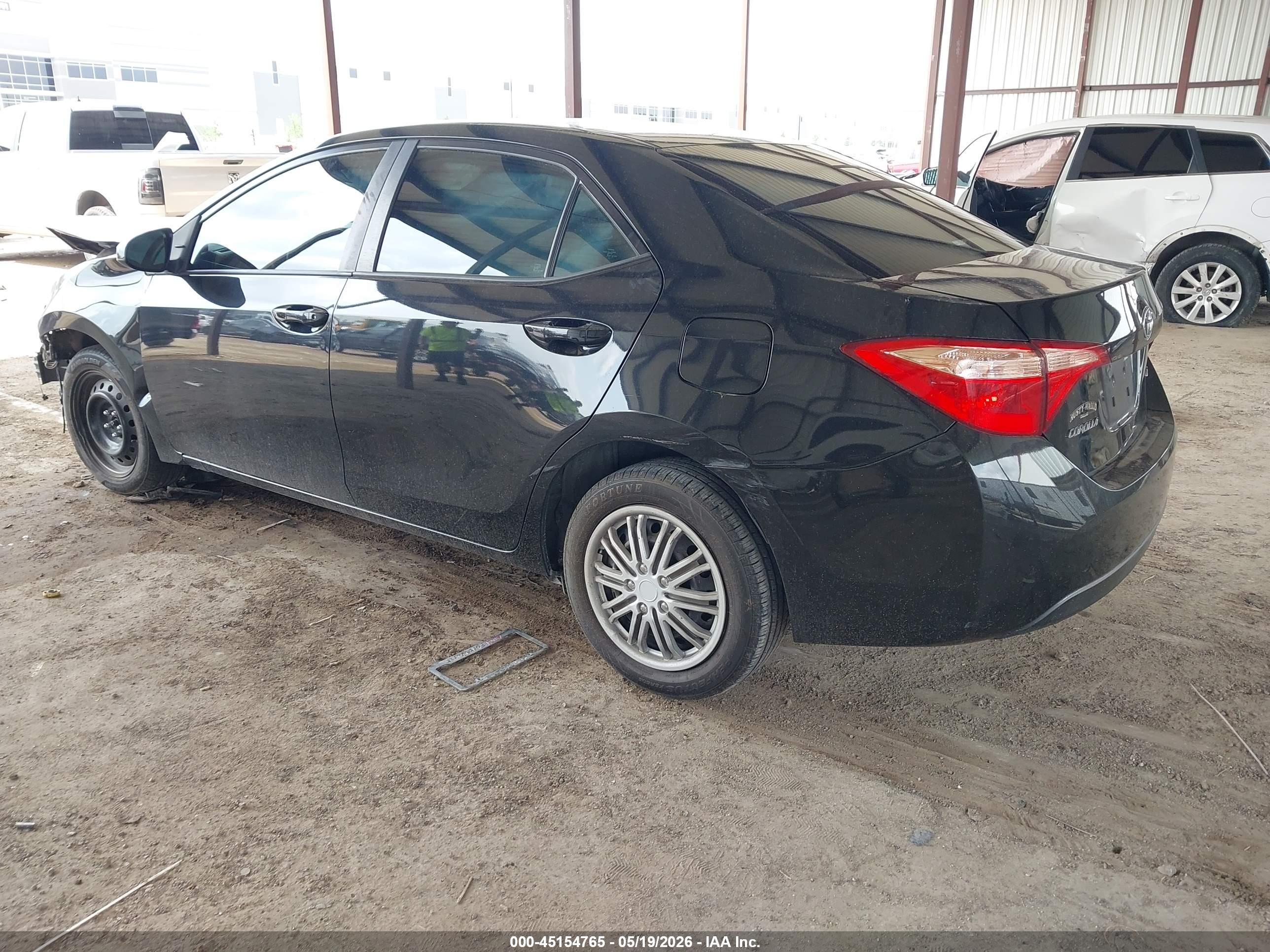 2019 Toyota Corolla Le Black vin: 5YFBURHEXKP925928