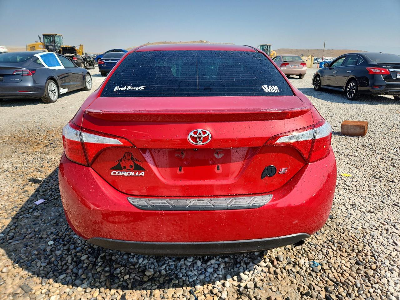 2015 Toyota Corolla S Plus Красный vin: 5YFBURHE7FP227542