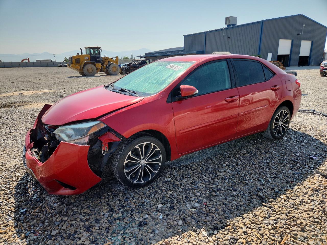 2015 Toyota Corolla S Plus Red vin: 5YFBURHE7FP227542
