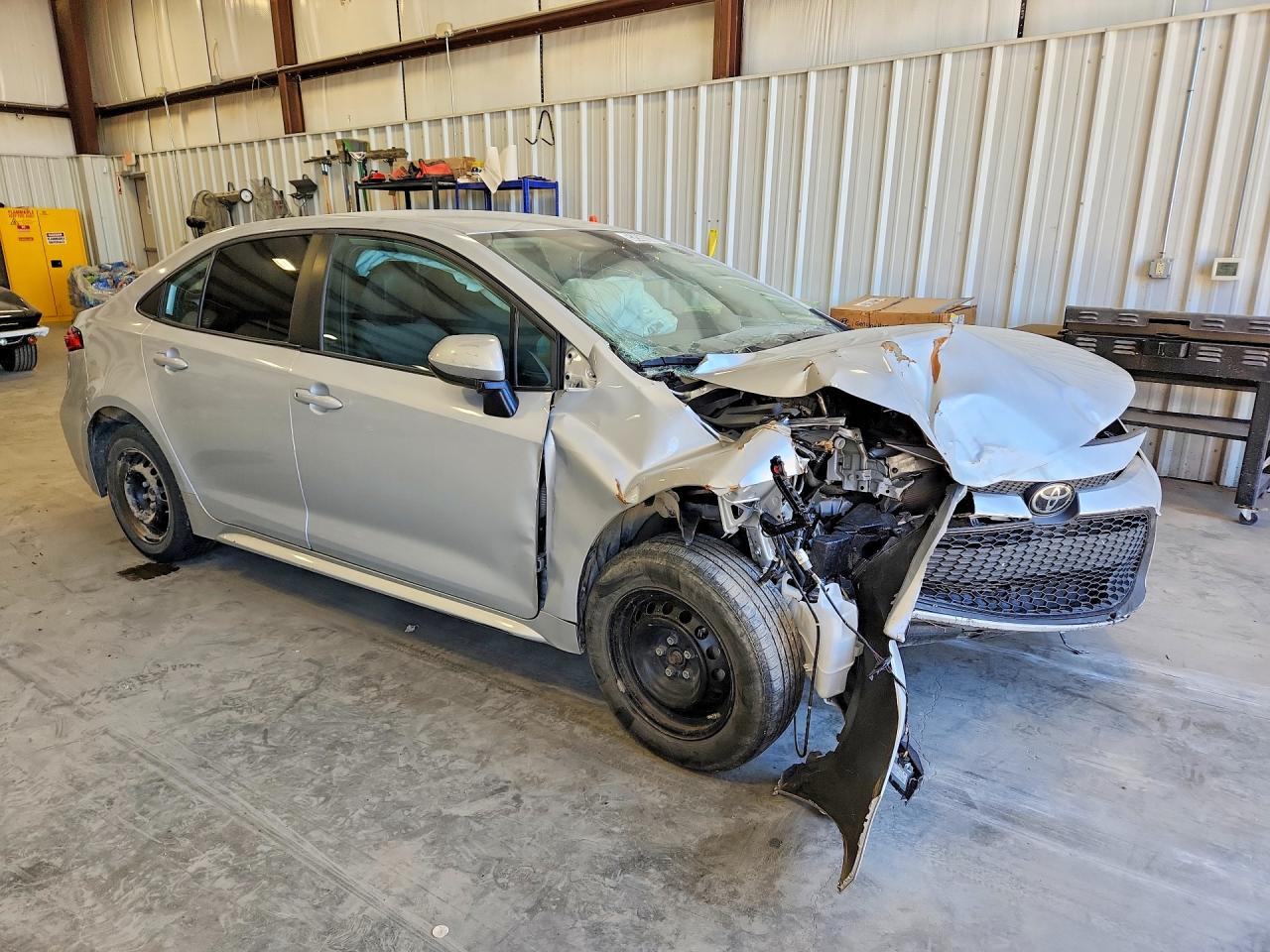 2022 Toyota Corolla L Silver vin: 5YFDPMAE1NP316423