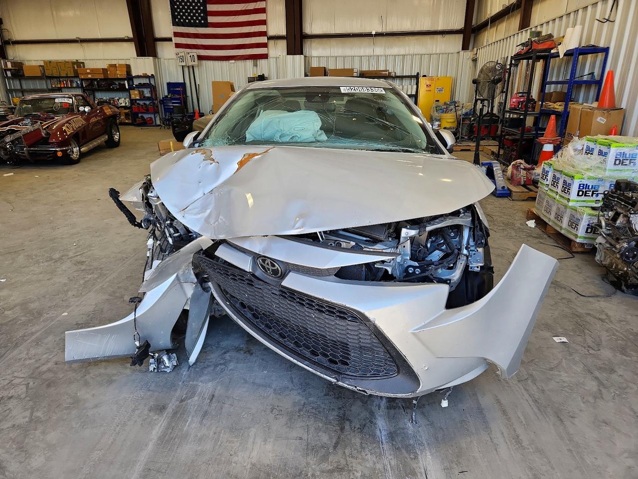 2022 Toyota Corolla L Silver vin: 5YFDPMAE1NP316423