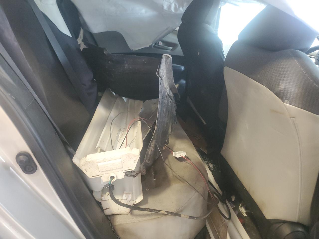 2022 Toyota Corolla L Silver vin: 5YFDPMAE1NP316423 Damage: Right Rear Seat, Stained, Permanent