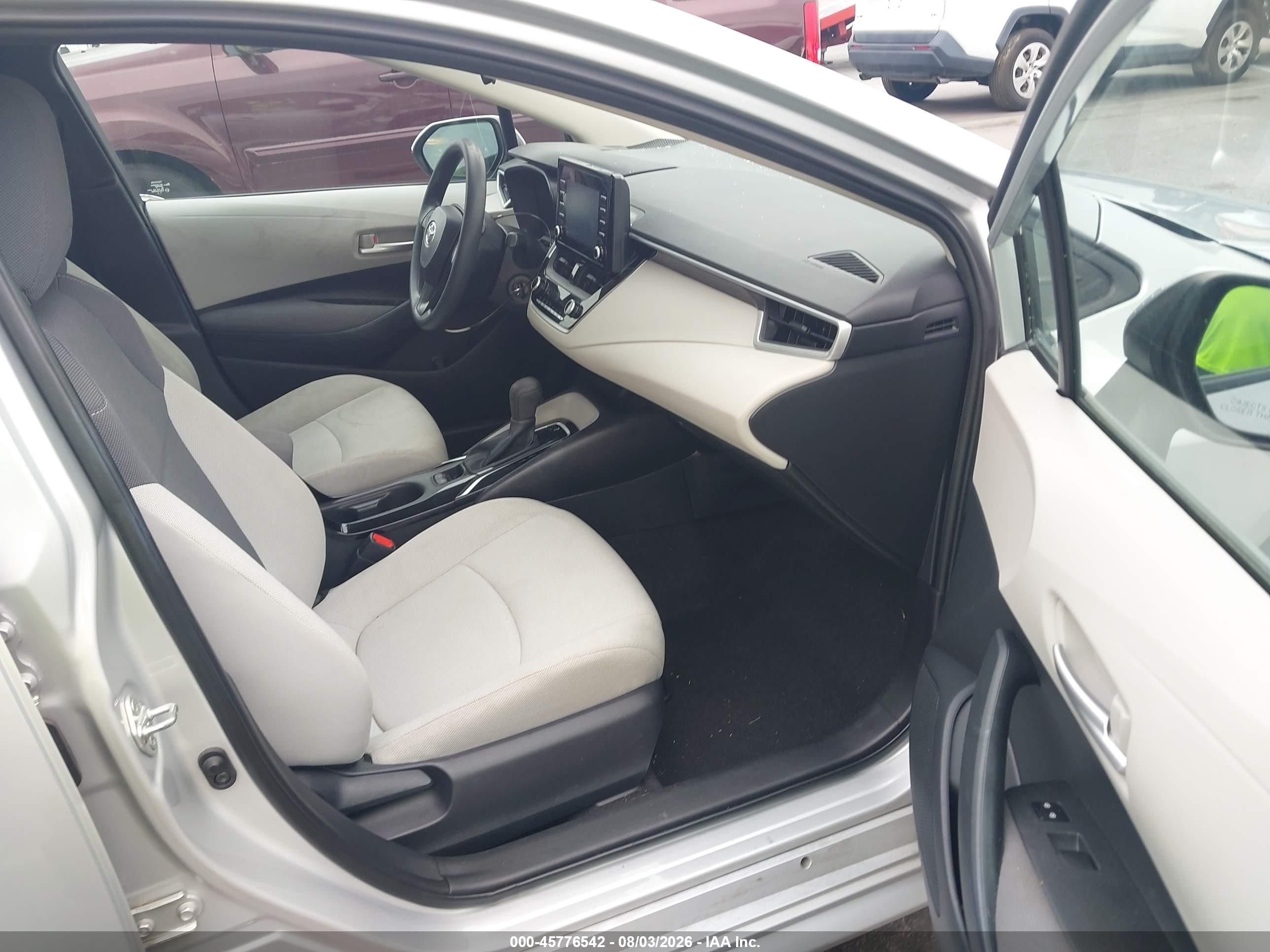 2020 Toyota Corolla L White vin: 5YFDPRAE3LP030437
