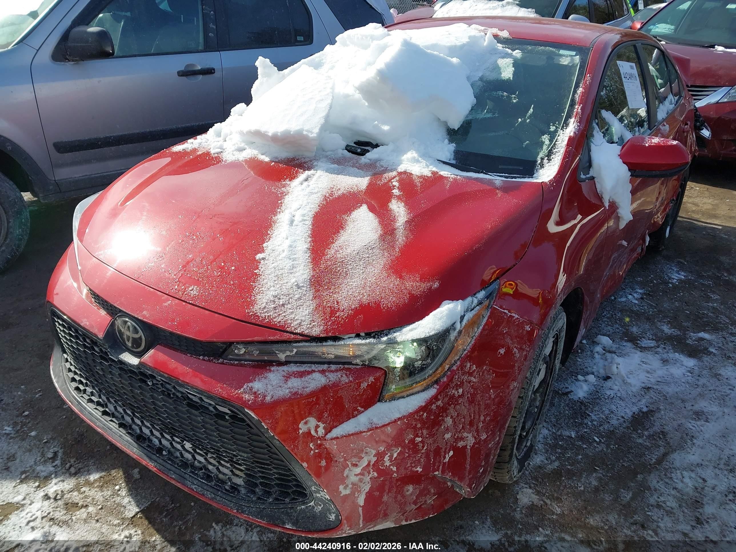2021 Toyota Corolla Le Red vin: 5YFEPMAE0MP180093