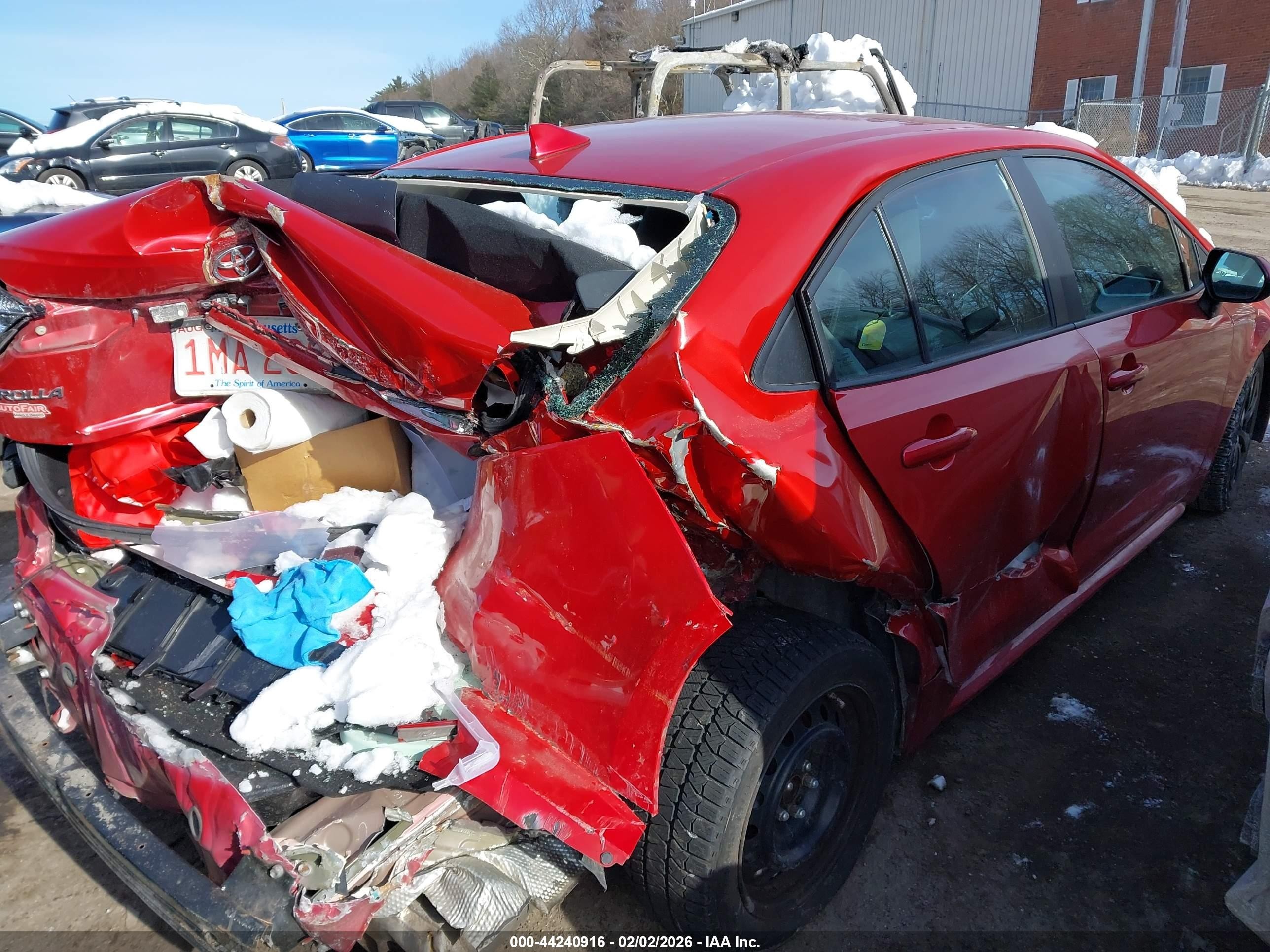 2021 Toyota Corolla Le Red vin: 5YFEPMAE0MP180093