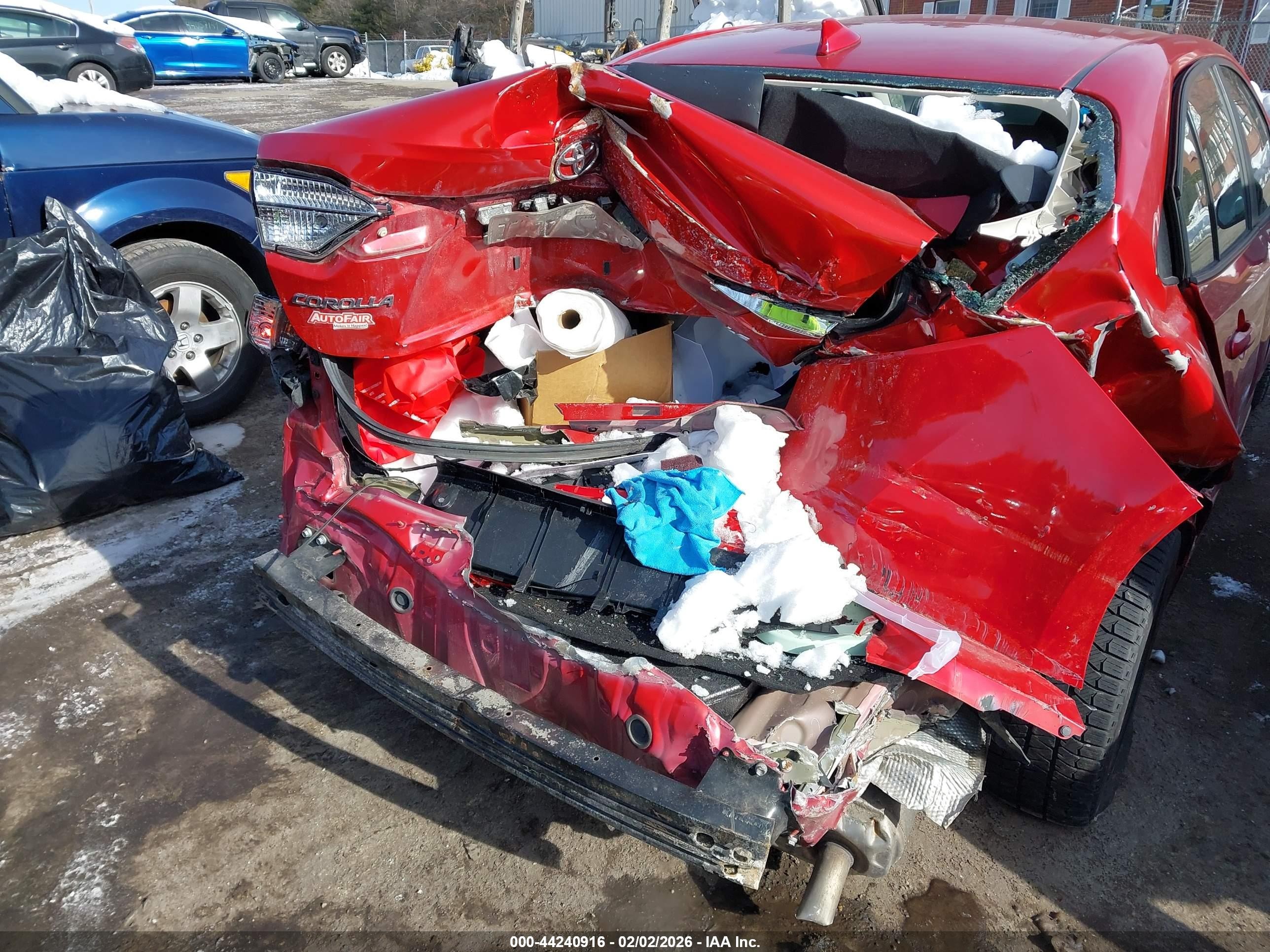2021 Toyota Corolla Le Red vin: 5YFEPMAE0MP180093