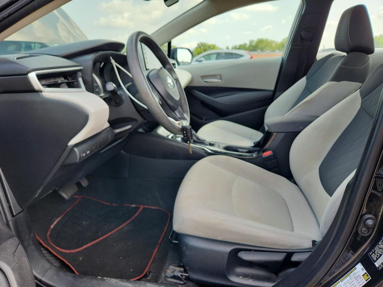 2021 Toyota Corolla Le Black vin: 5YFEPMAE0MP196312