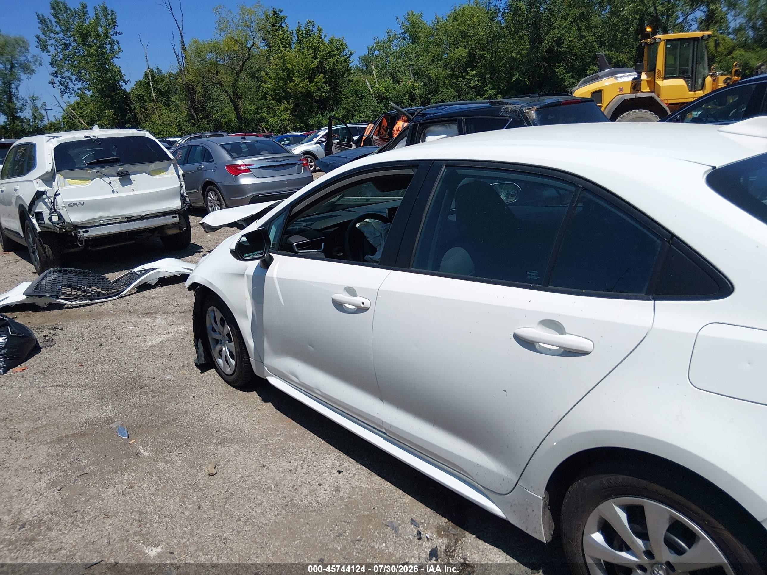 2021 Toyota Corolla Le White vin: 5YFEPMAE0MP223203